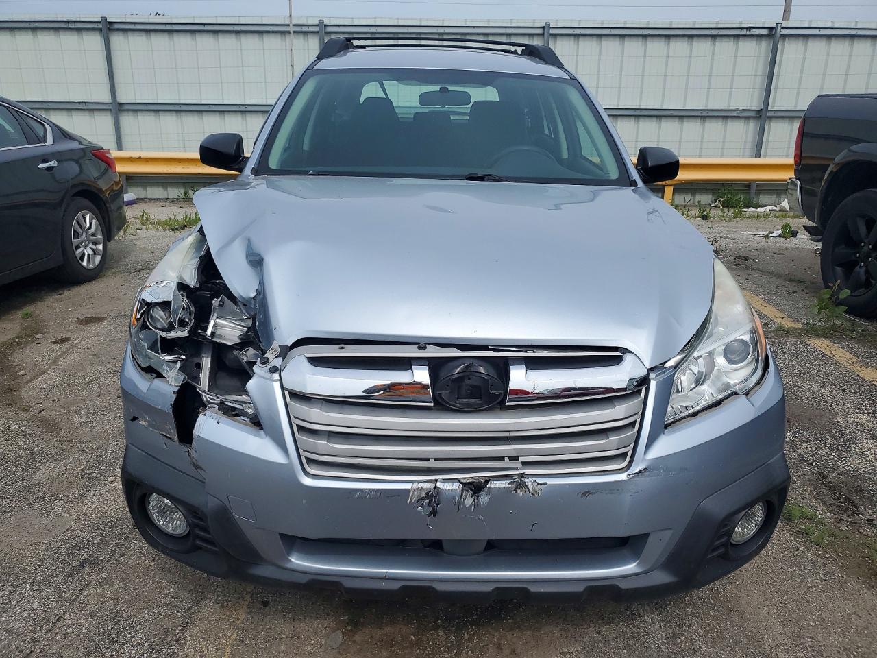 2014 Subaru Outback 2.5i Blue vin: 4S4BRCAC5E3218395