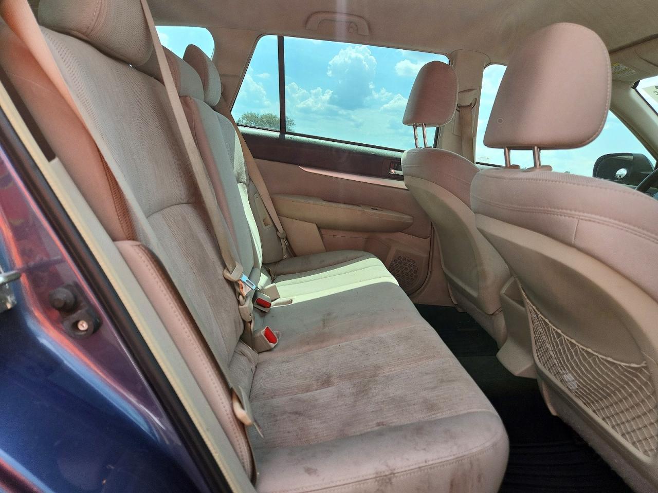 2014 Subaru Outback 2.5i Blue vin: 4S4BRCAC5E3260307
