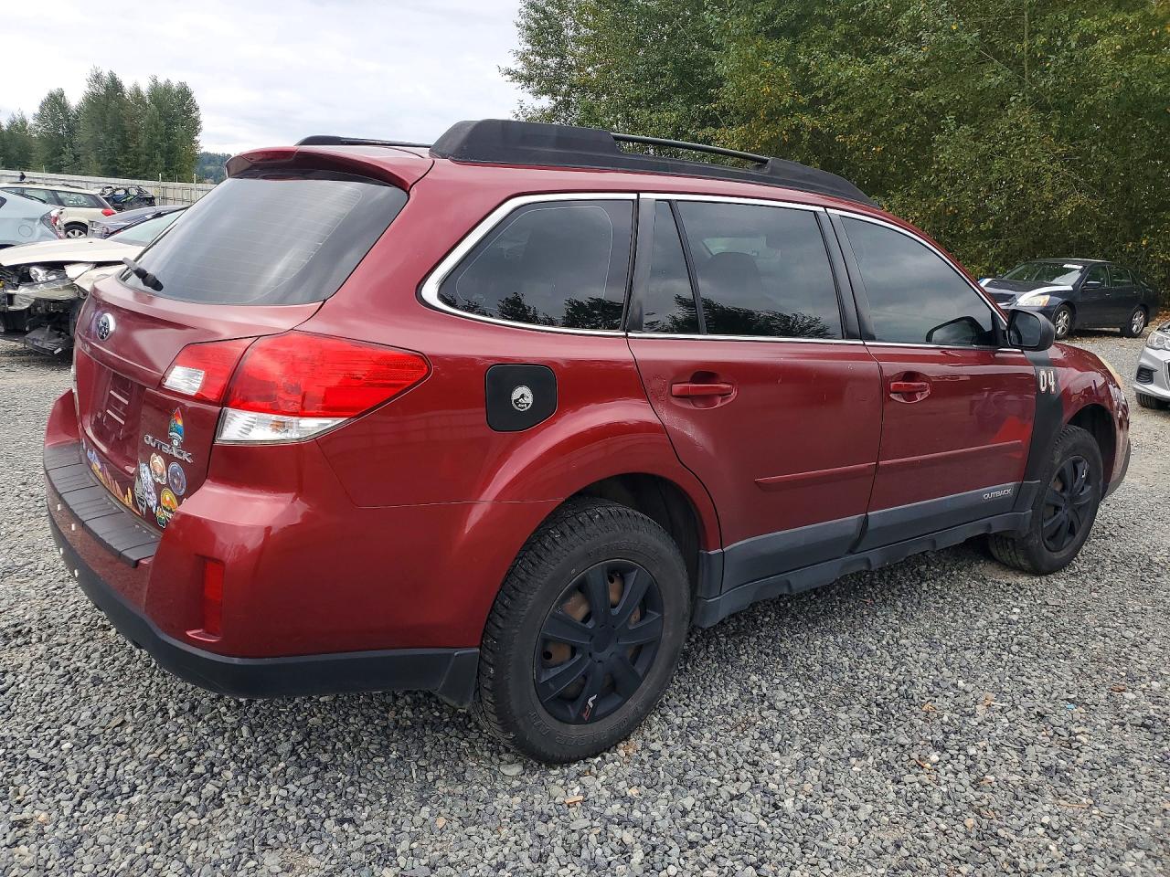 2013 Subaru Outback 2.5i Красный vin: 4S4BRCAC6D3305513