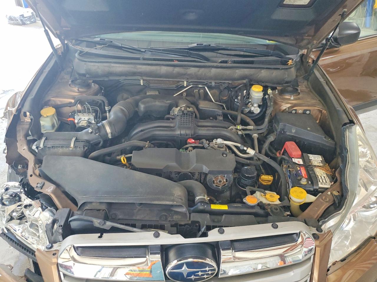 2013 Subaru Outback 2.5i Brown vin: 4S4BRCAC7D3249517