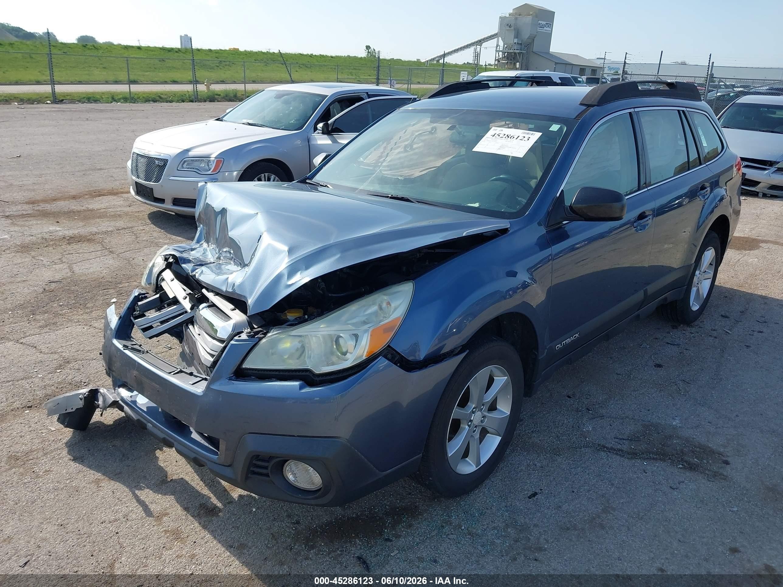 2014 Subaru Outback 2.5i Blue vin: 4S4BRCAC7E3226188