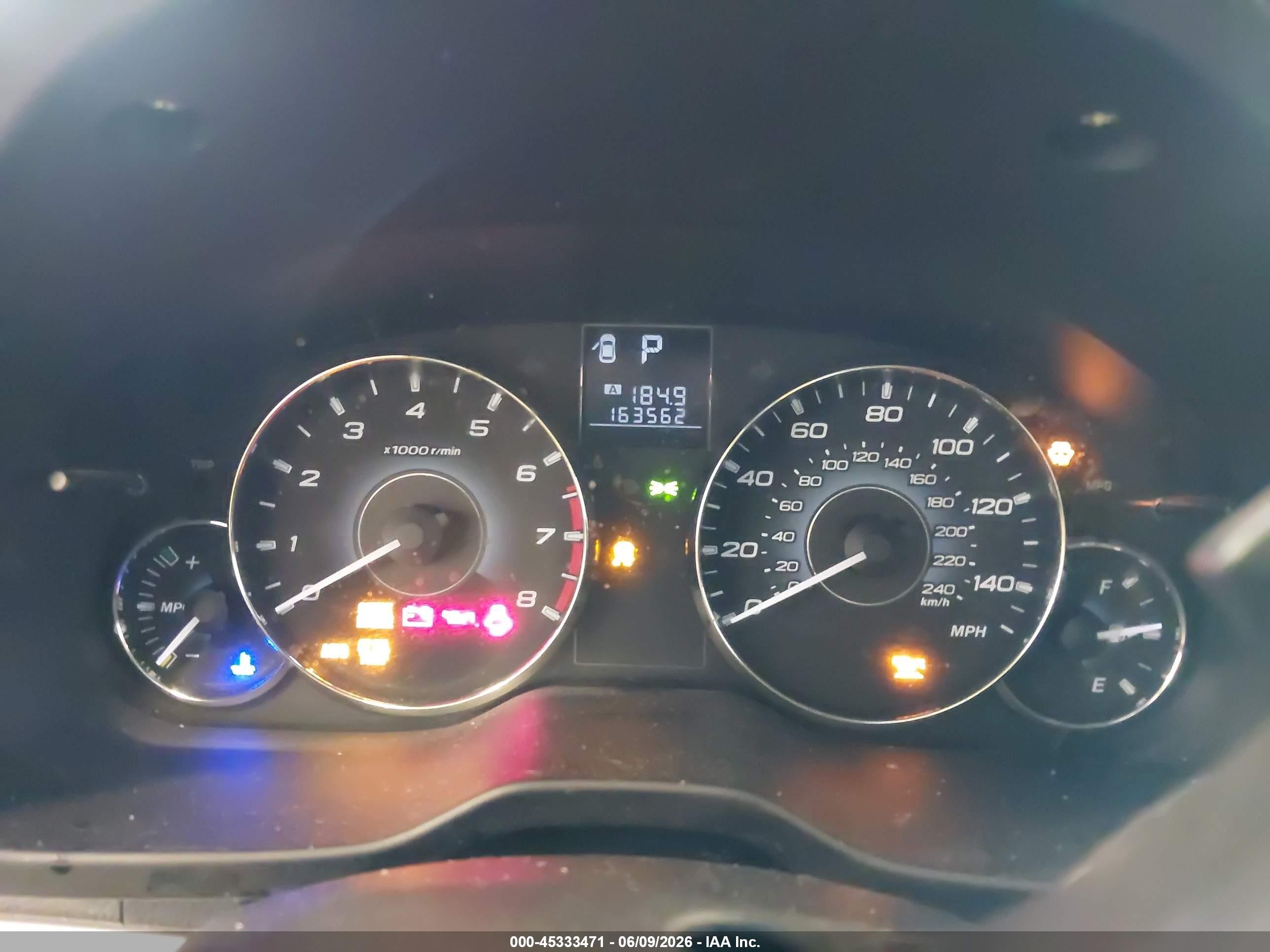 2010 Subaru Outback 2.5i Серебряный vin: 4S4BRCAC8A3330912