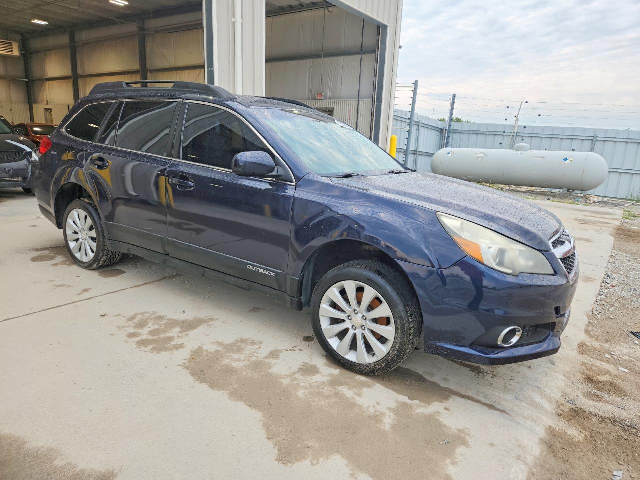 2013 Subaru Outback 2.5i Синий vin: 4S4BRCAC8D1322700