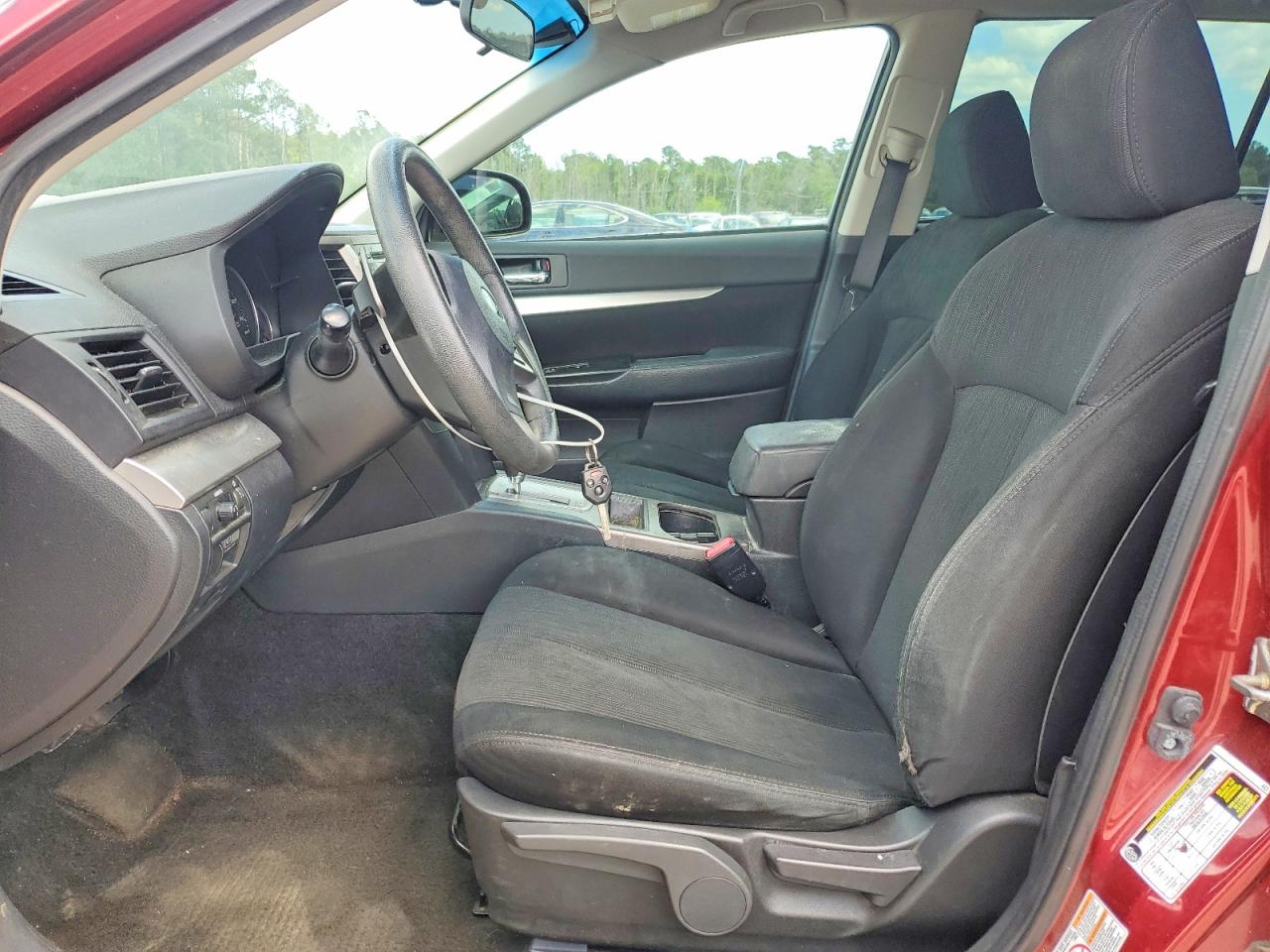 2013 Subaru Outback 2.5i Burgundy vin: 4S4BRCAC8D3240082