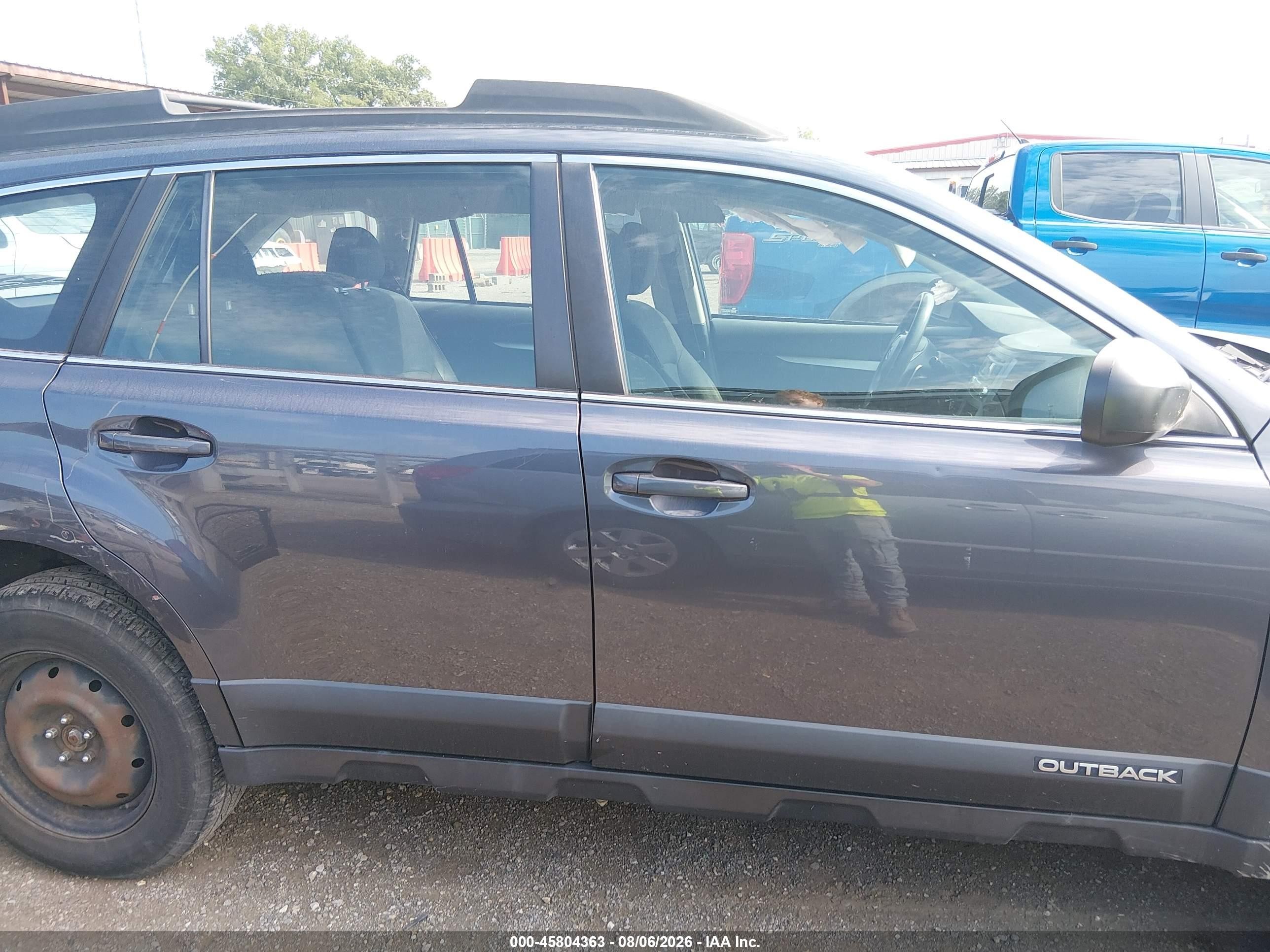 2014 Subaru Outback 2.5i Gray vin: 4S4BRCAC8E3319205