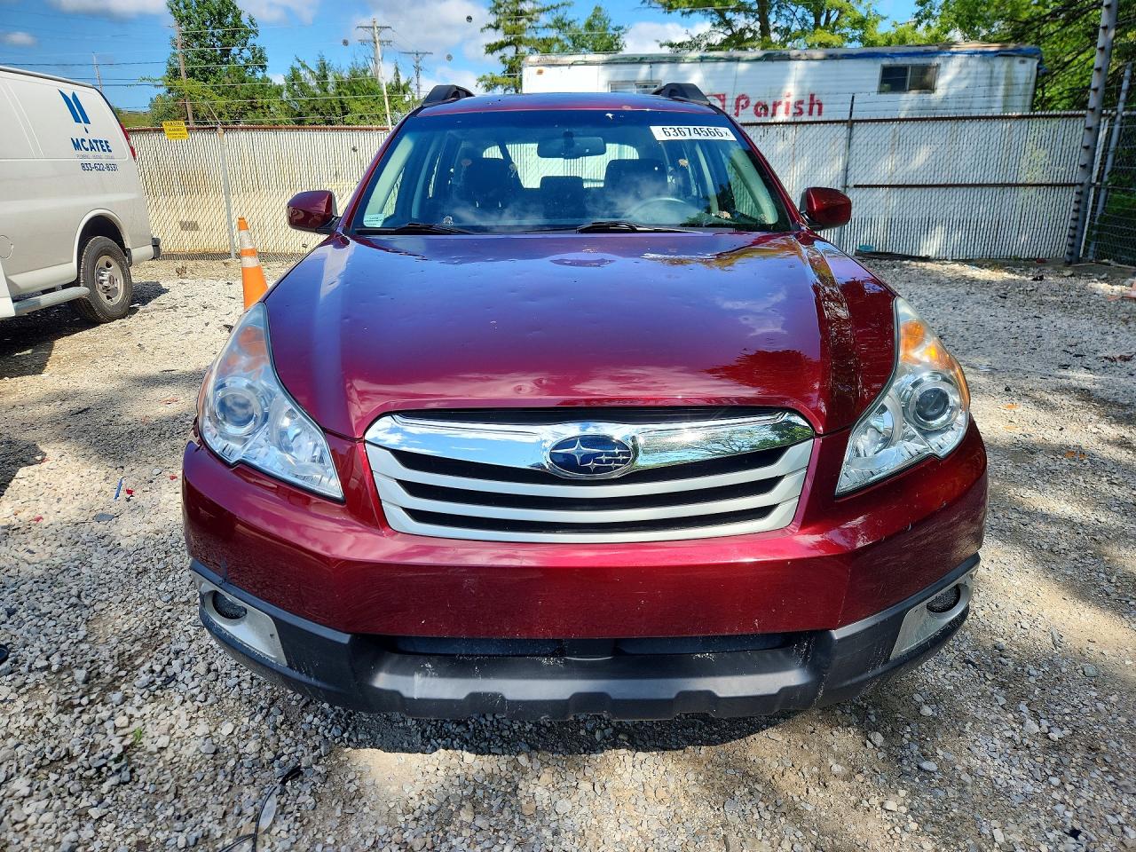 2012 Subaru Outback 2.5i Red vin: 4S4BRCAC9C3288107