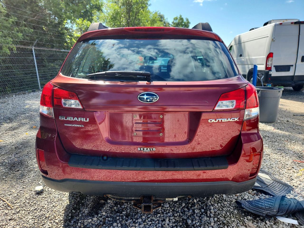 2012 Subaru Outback 2.5i Red vin: 4S4BRCAC9C3288107