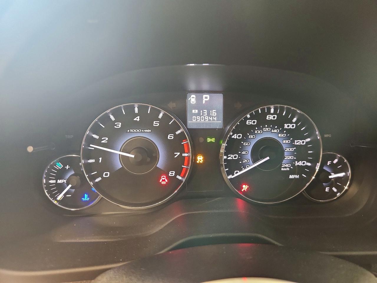 2011 Subaru Outback 2.5i Silver vin: 4S4BRCACXB3390790