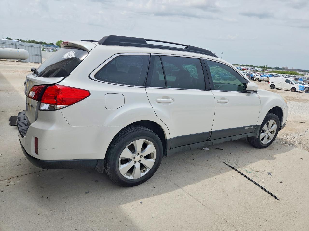 2012 Subaru Outback 2.5i Белый vin: 4S4BRCACXC3289539