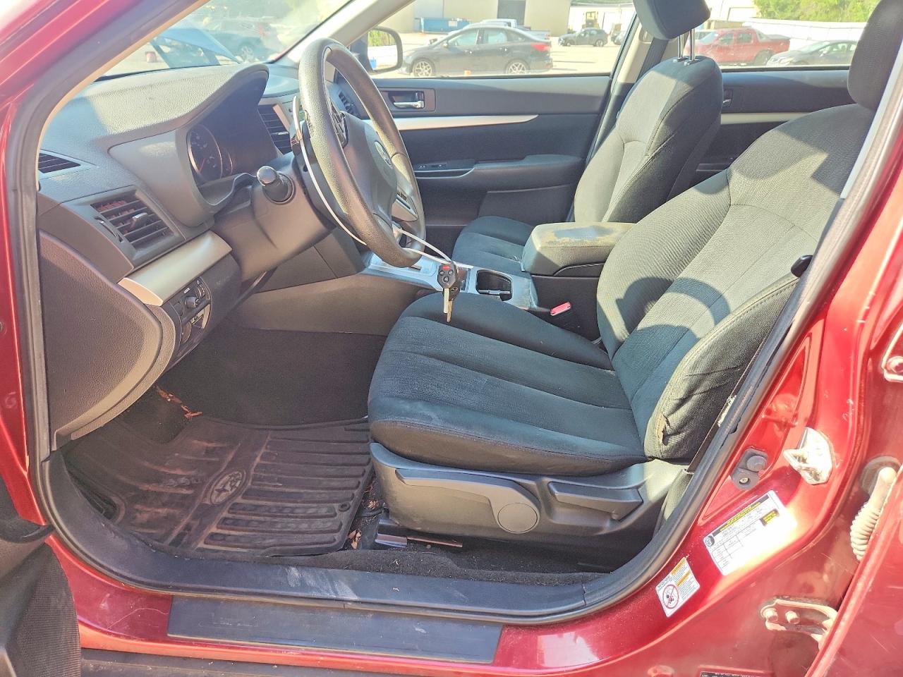 2013 Subaru Outback 2.5i Burgundy vin: 4S4BRCACXD3278350