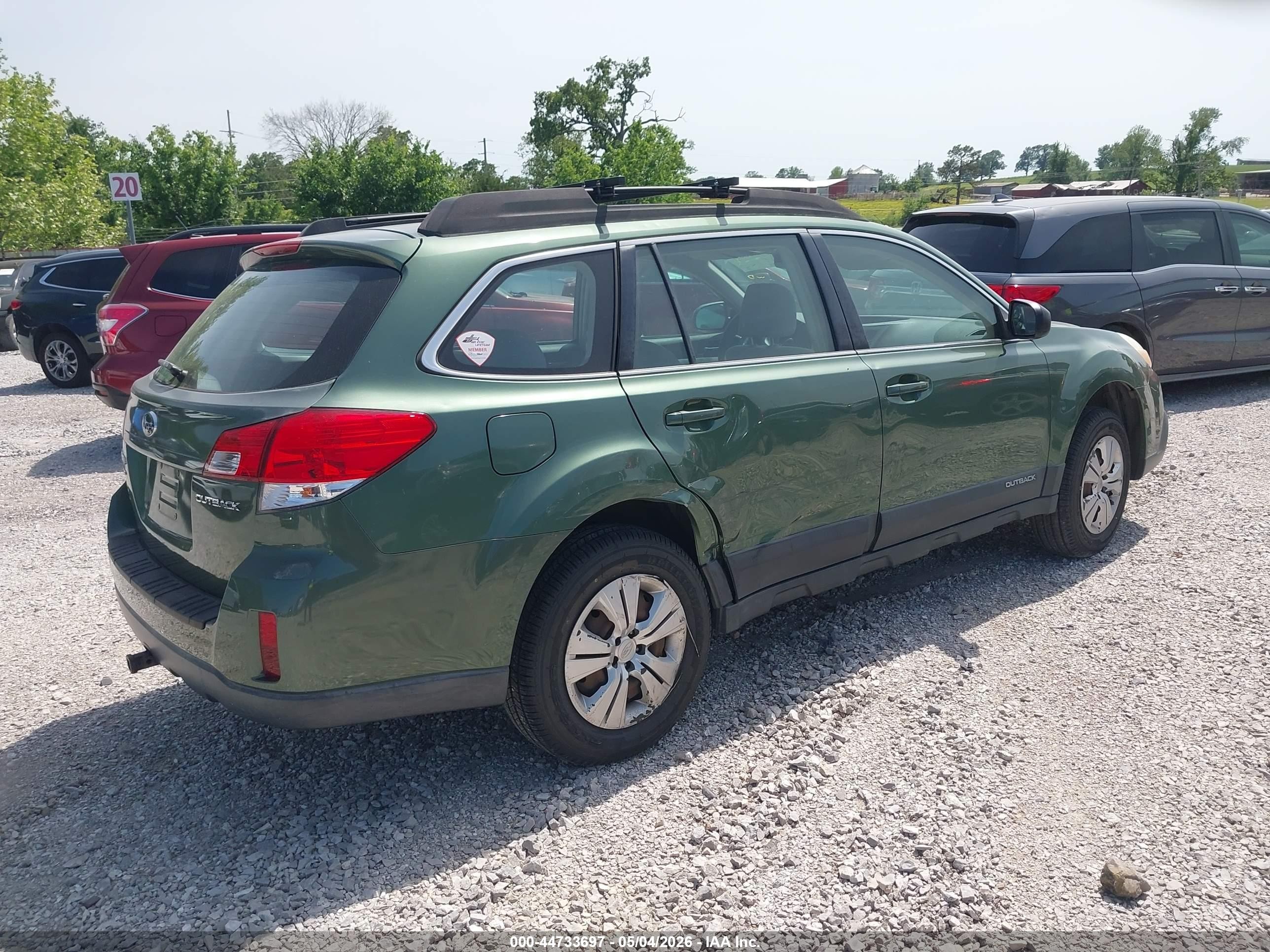 2013 Subaru Outback 2.5i Green vin: 4S4BRCACXD3313582