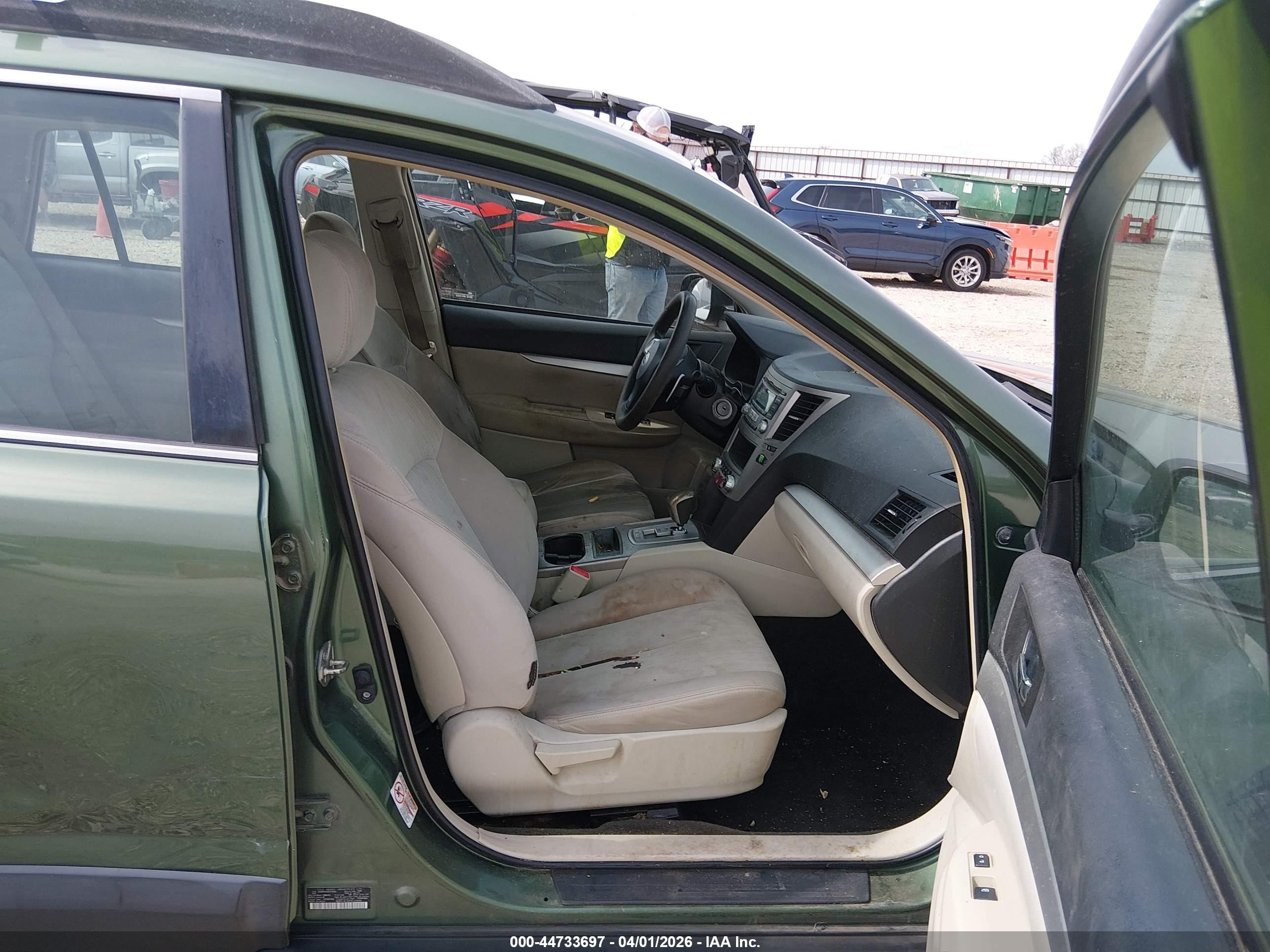 2013 Subaru Outback 2.5i Green vin: 4S4BRCACXD3313582