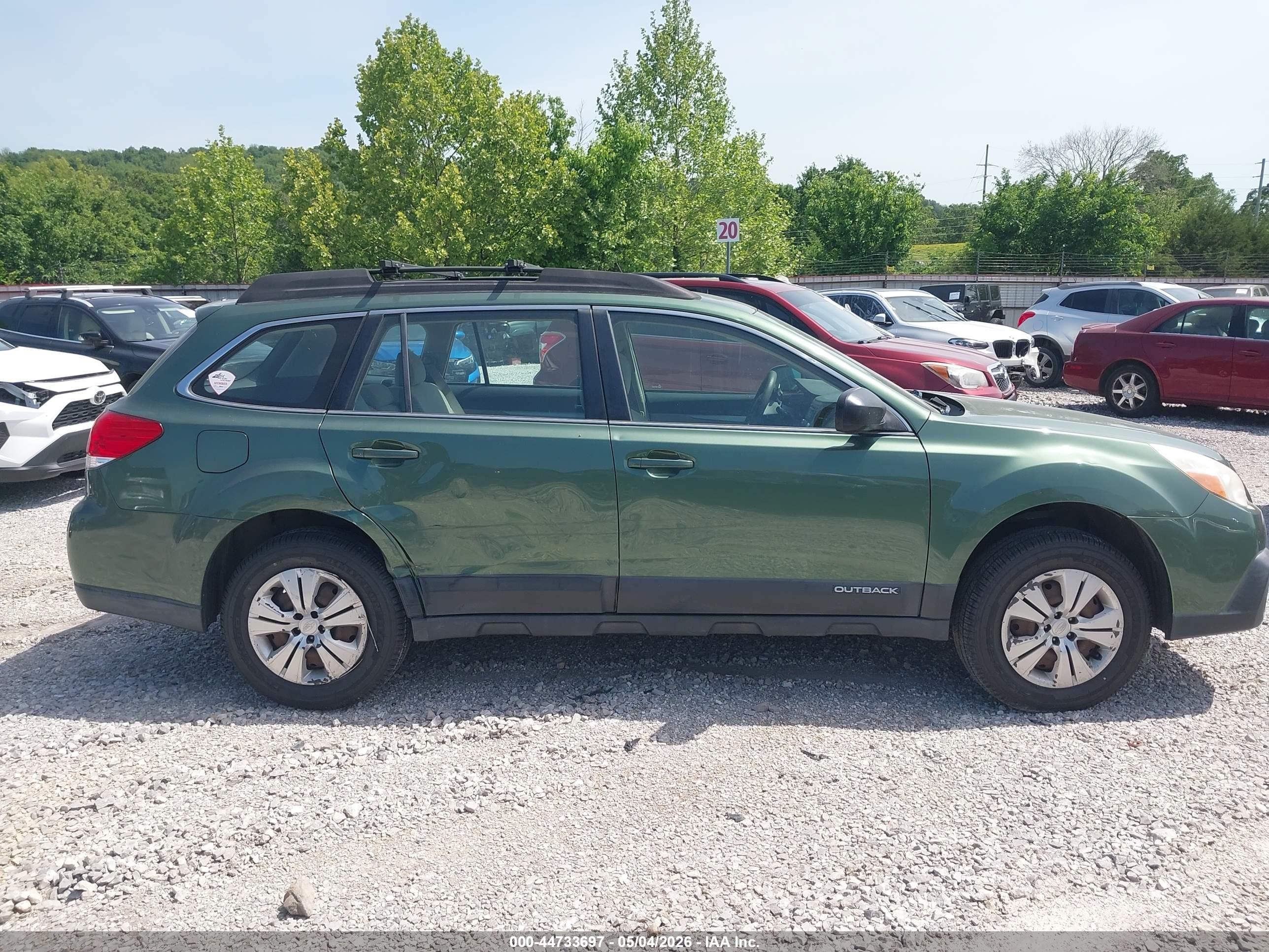 2013 Subaru Outback 2.5i Green vin: 4S4BRCACXD3313582