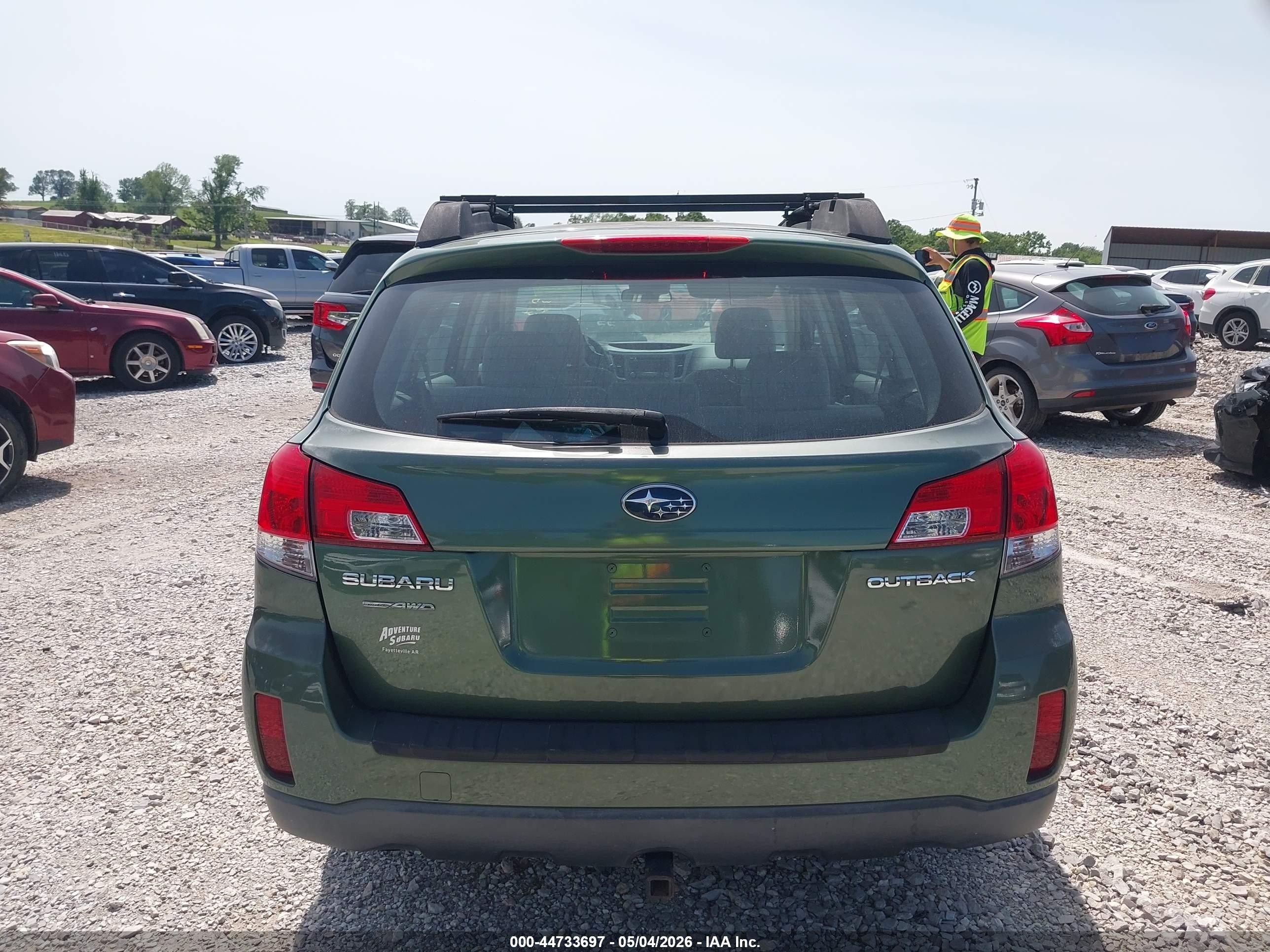 2013 Subaru Outback 2.5i Green vin: 4S4BRCACXD3313582