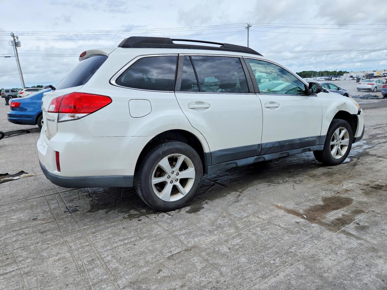 2013 Subaru Outback 2.5i Premium White vin: 4S4BRCBC1D3264951