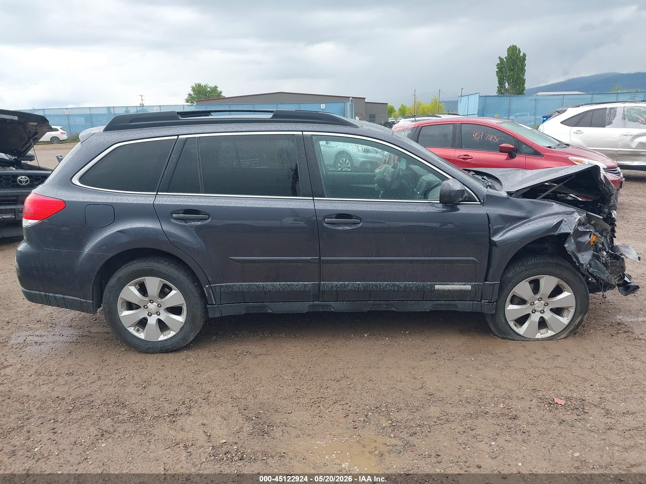 2012 Subaru Outback 2.5i Premium Gray vin: 4S4BRCBC2C3258168