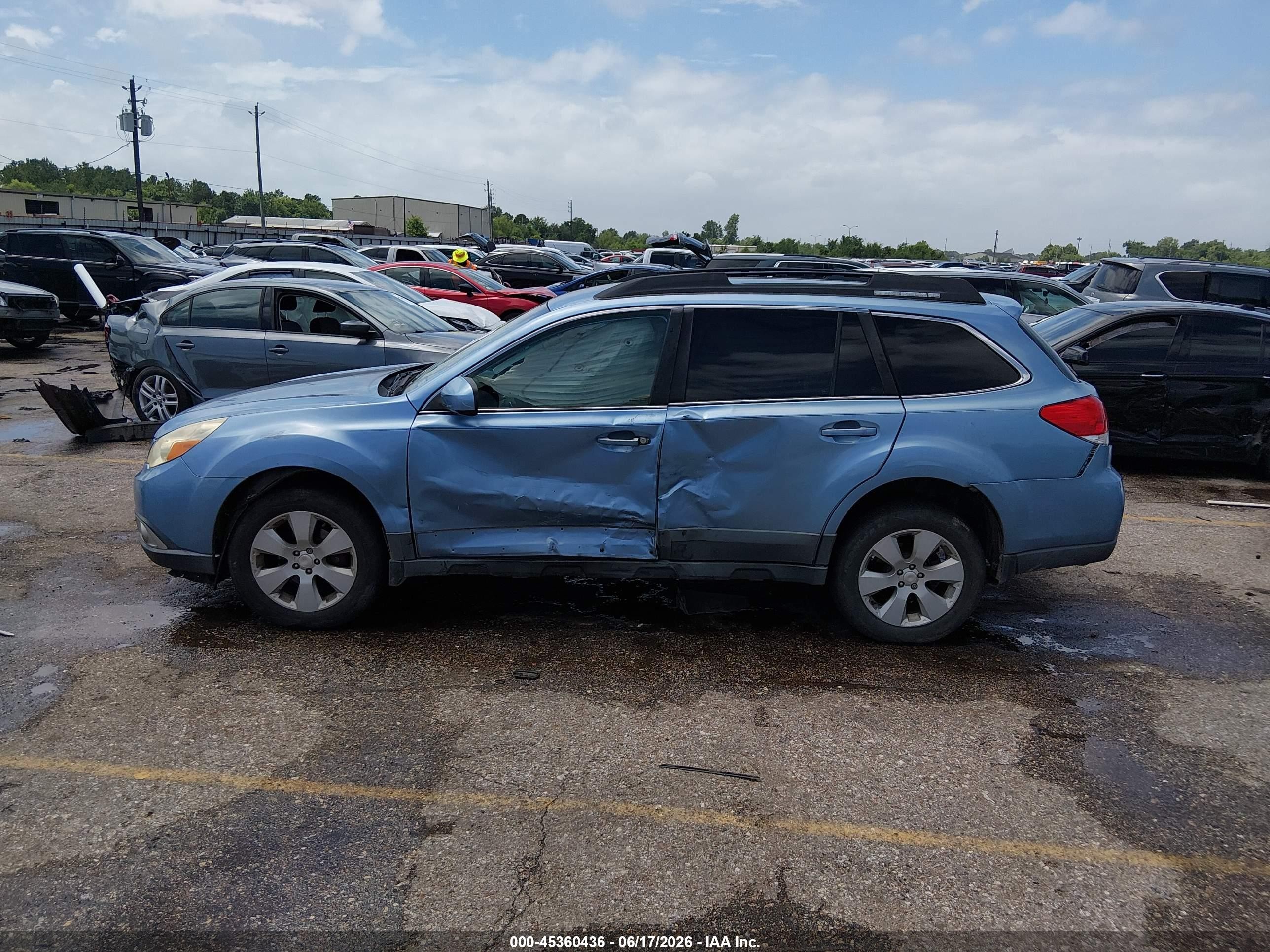 2011 Subaru Outback 2.5i Premium Light Blue vin: 4S4BRCBC4B3365169