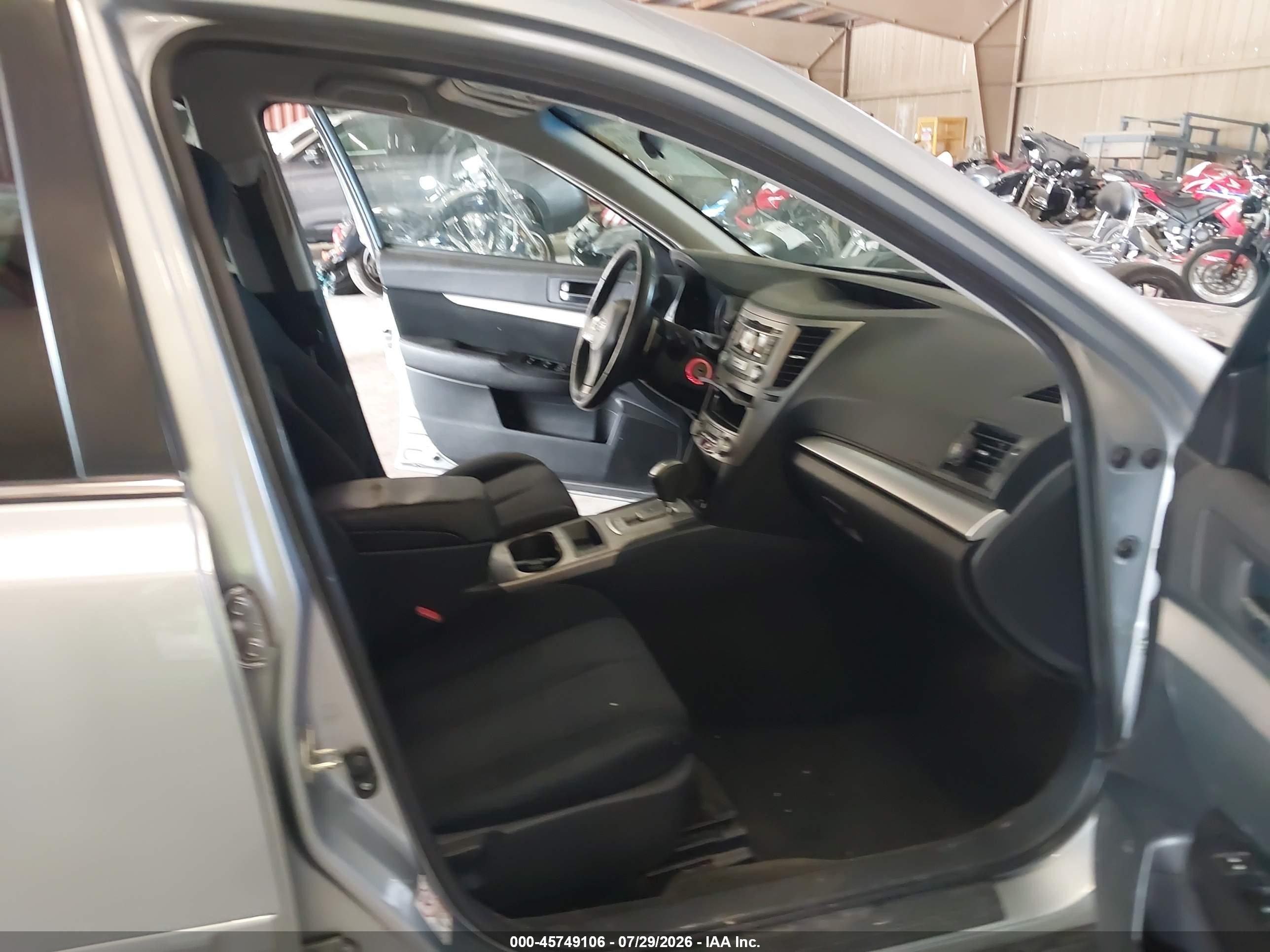 2013 Subaru Outback 2.5i Premium Gray vin: 4S4BRCBC5D3269232