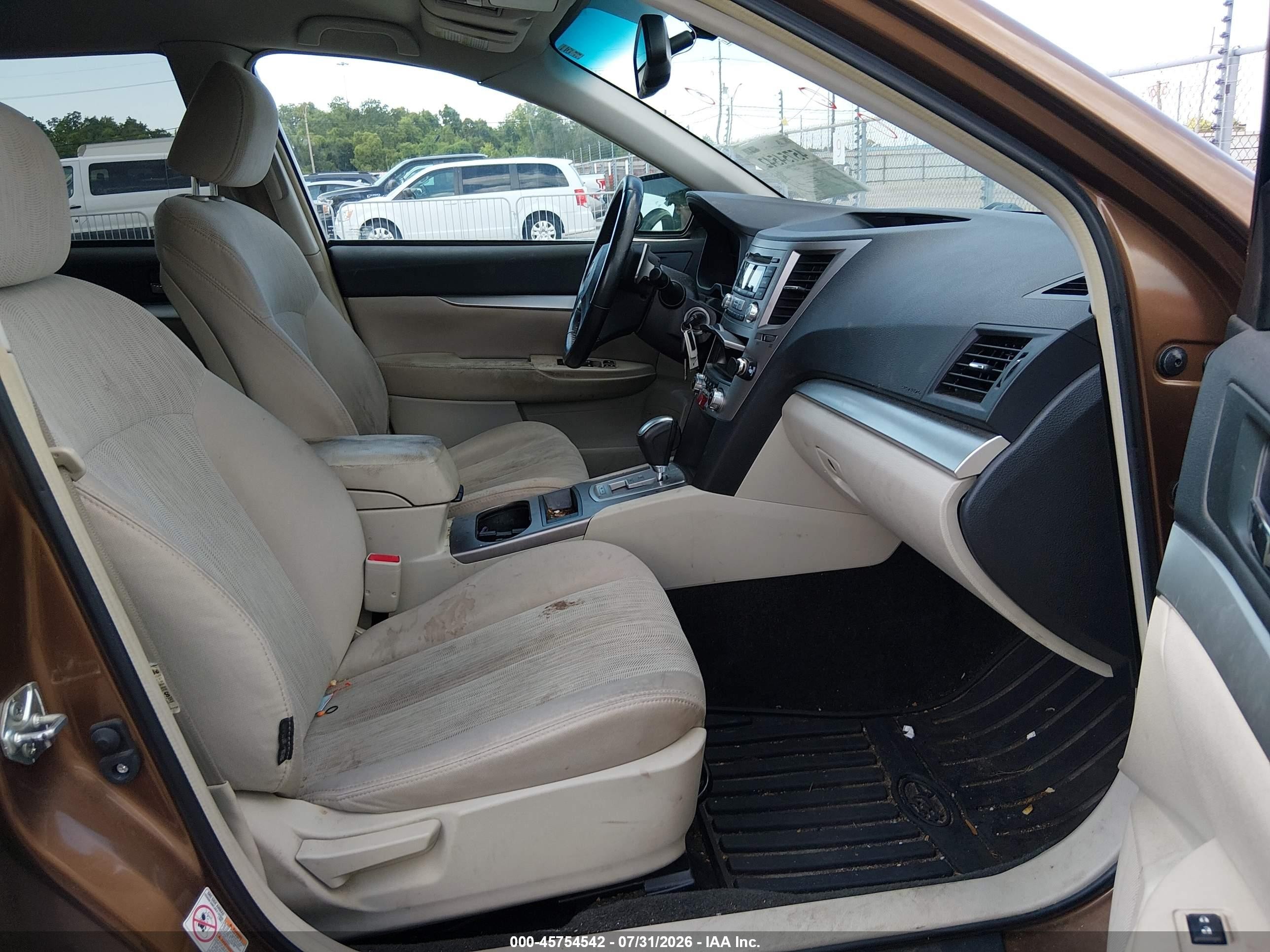 2013 Subaru Outback 2.5i Premium Коричневый vin: 4S4BRCBC6D3303548