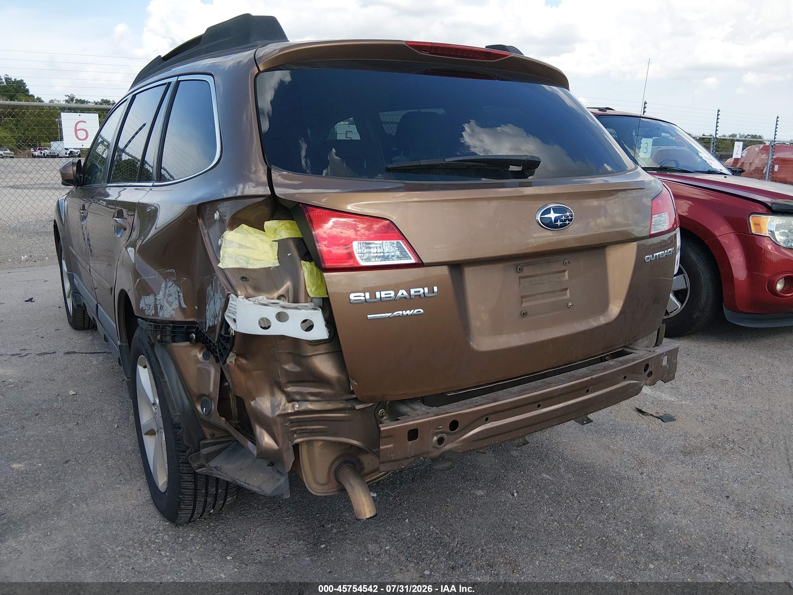 2013 Subaru Outback 2.5i Premium Коричневый vin: 4S4BRCBC6D3303548