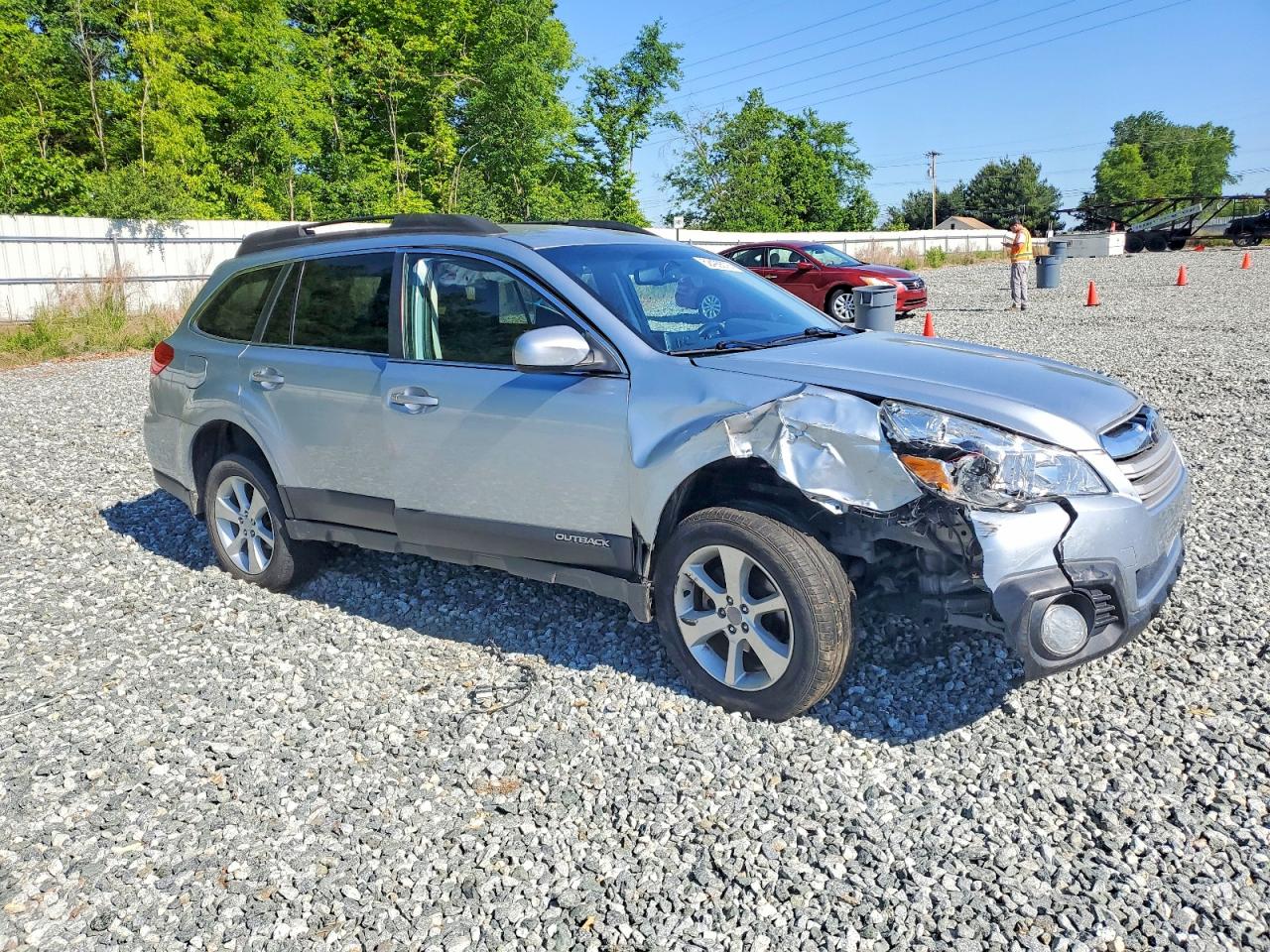 2013 Subaru Outback 2.5i Premium Silver vin: 4S4BRCBC8D3307598