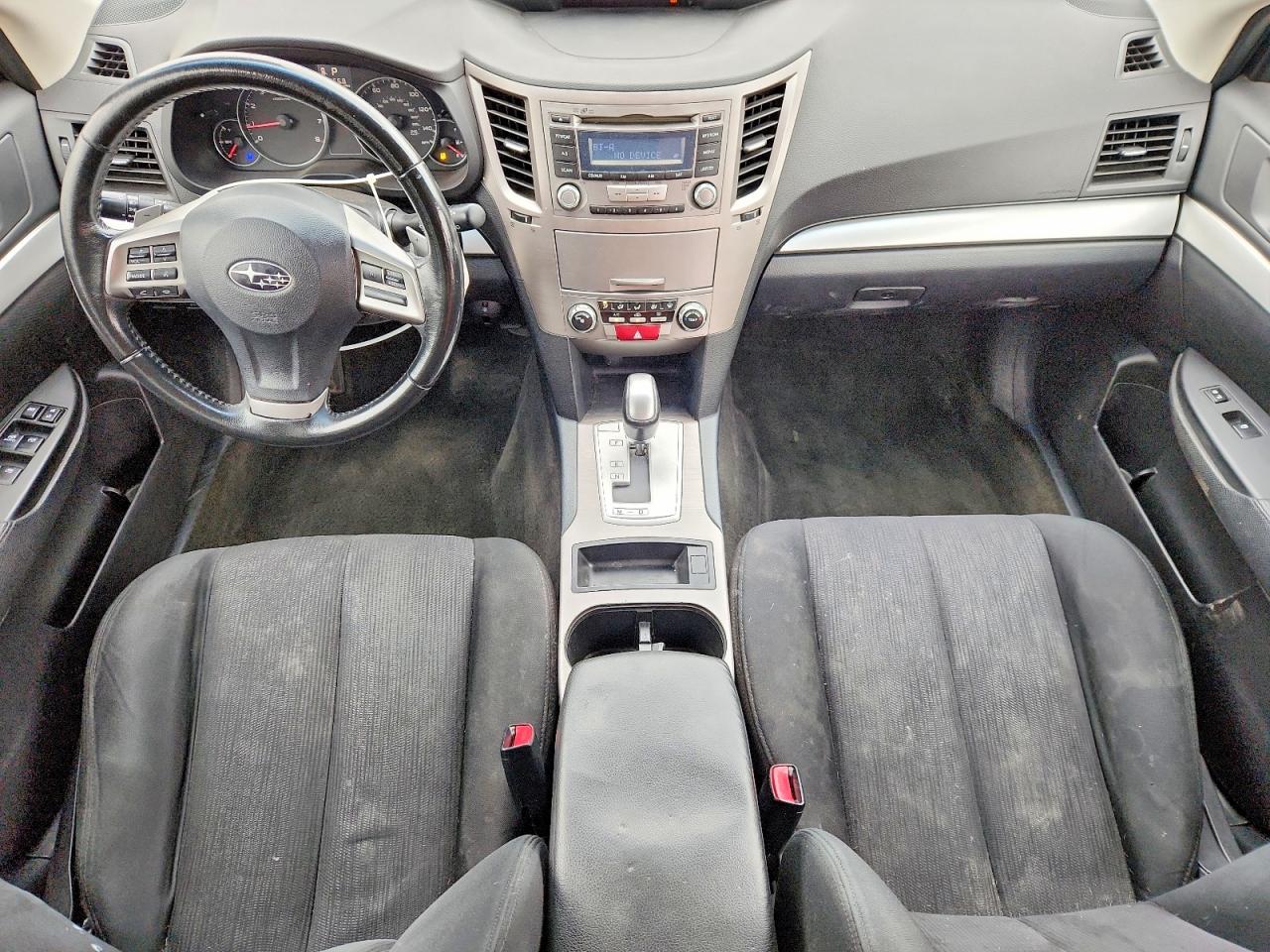 2013 Subaru Outback 2.5i Premium Silver vin: 4S4BRCBCXD3221645