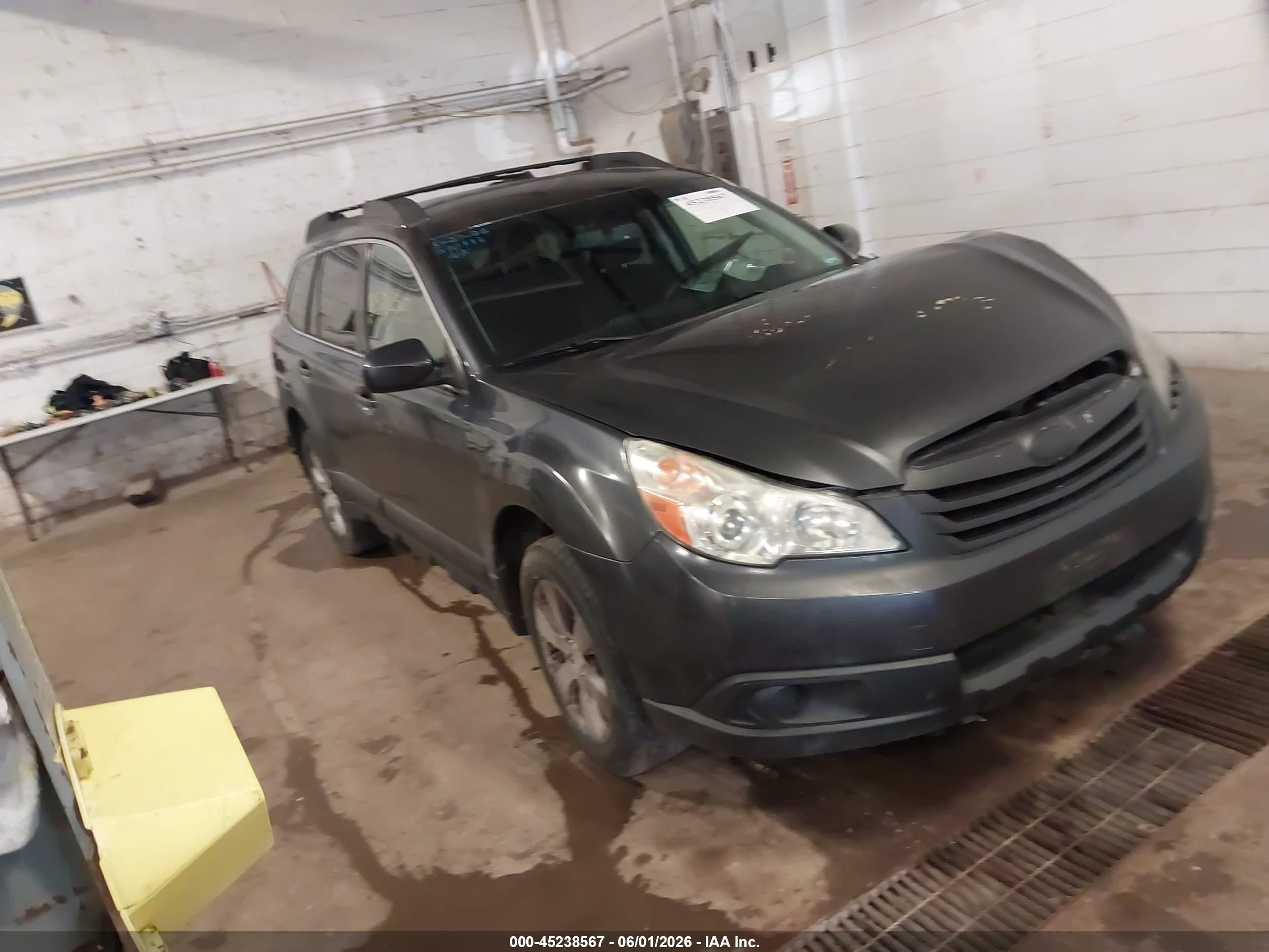 2011 Subaru Outback 2.5i Premium Black vin: 4S4BRCCC0B3339022