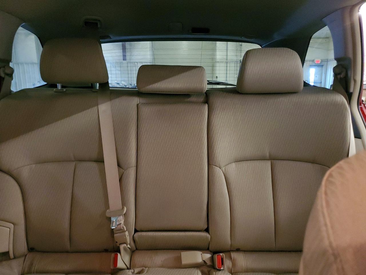 2011 Subaru Outback 2.5i Premium Red vin: 4S4BRCCC0B3369010