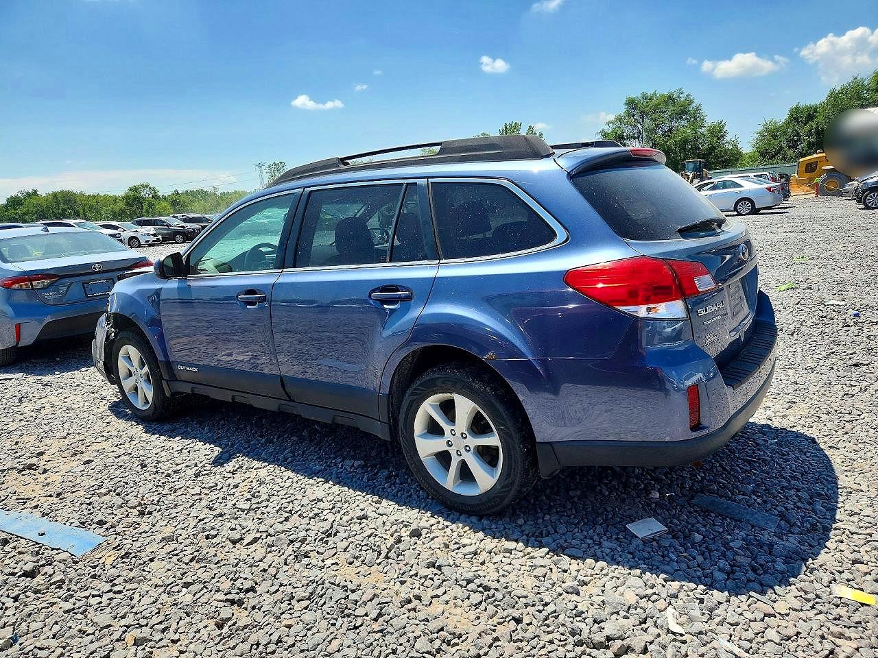 2013 Subaru Outback 2.5i Premium Blue vin: 4S4BRCCC0D3225279
