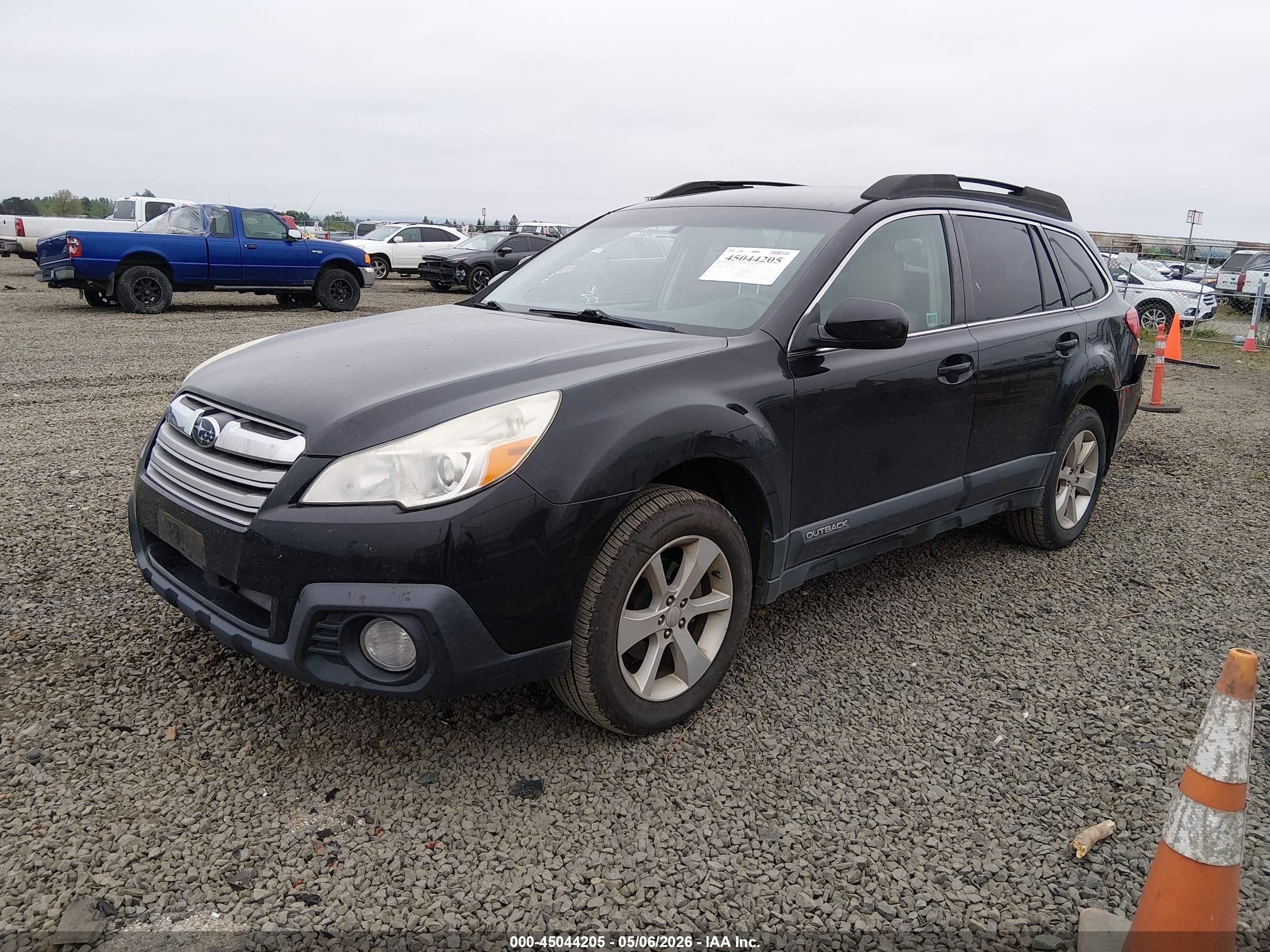 2013 Subaru Outback 2.5i Premium Черный vin: 4S4BRCCC0D3251798
