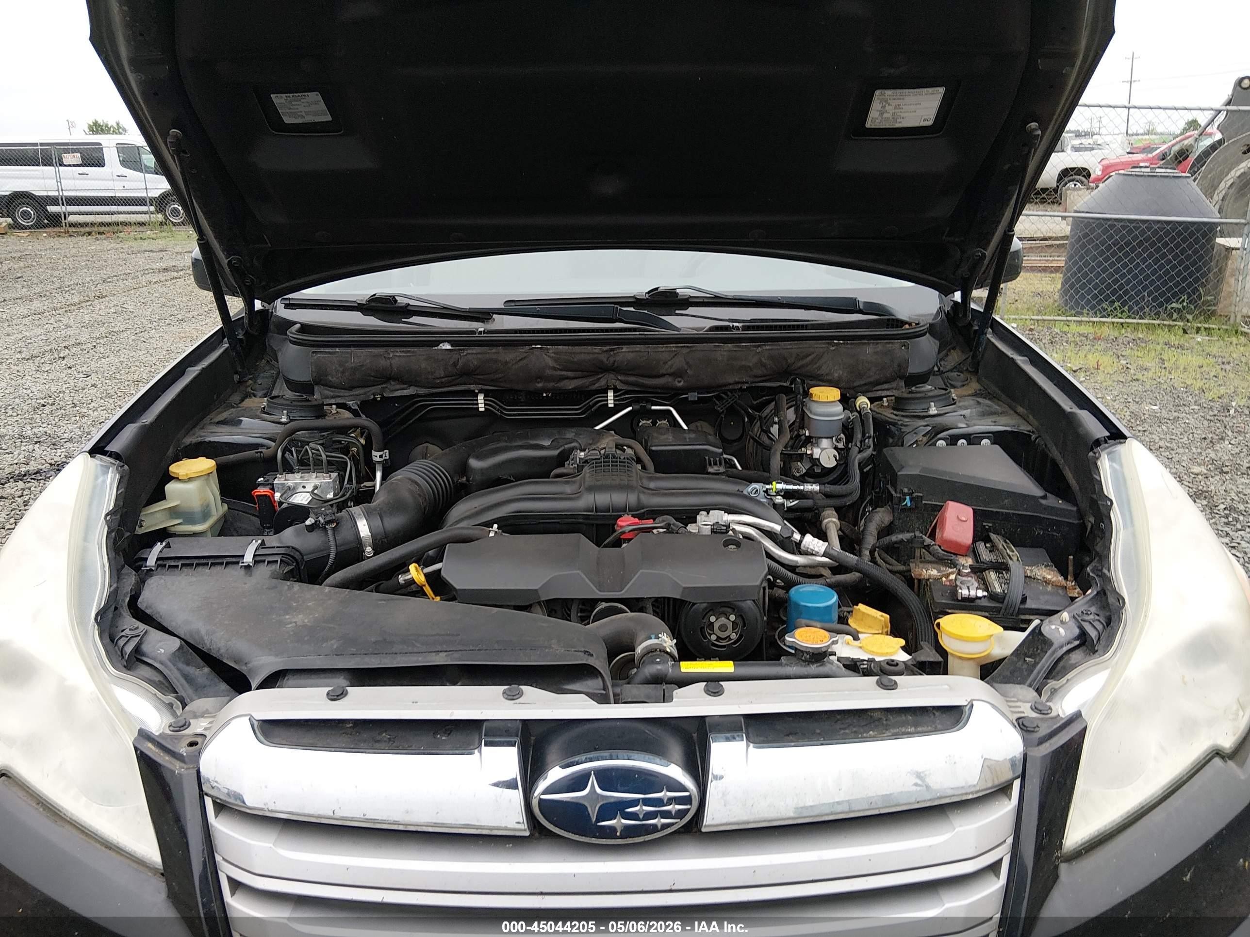 2013 Subaru Outback 2.5i Premium Черный vin: 4S4BRCCC0D3251798