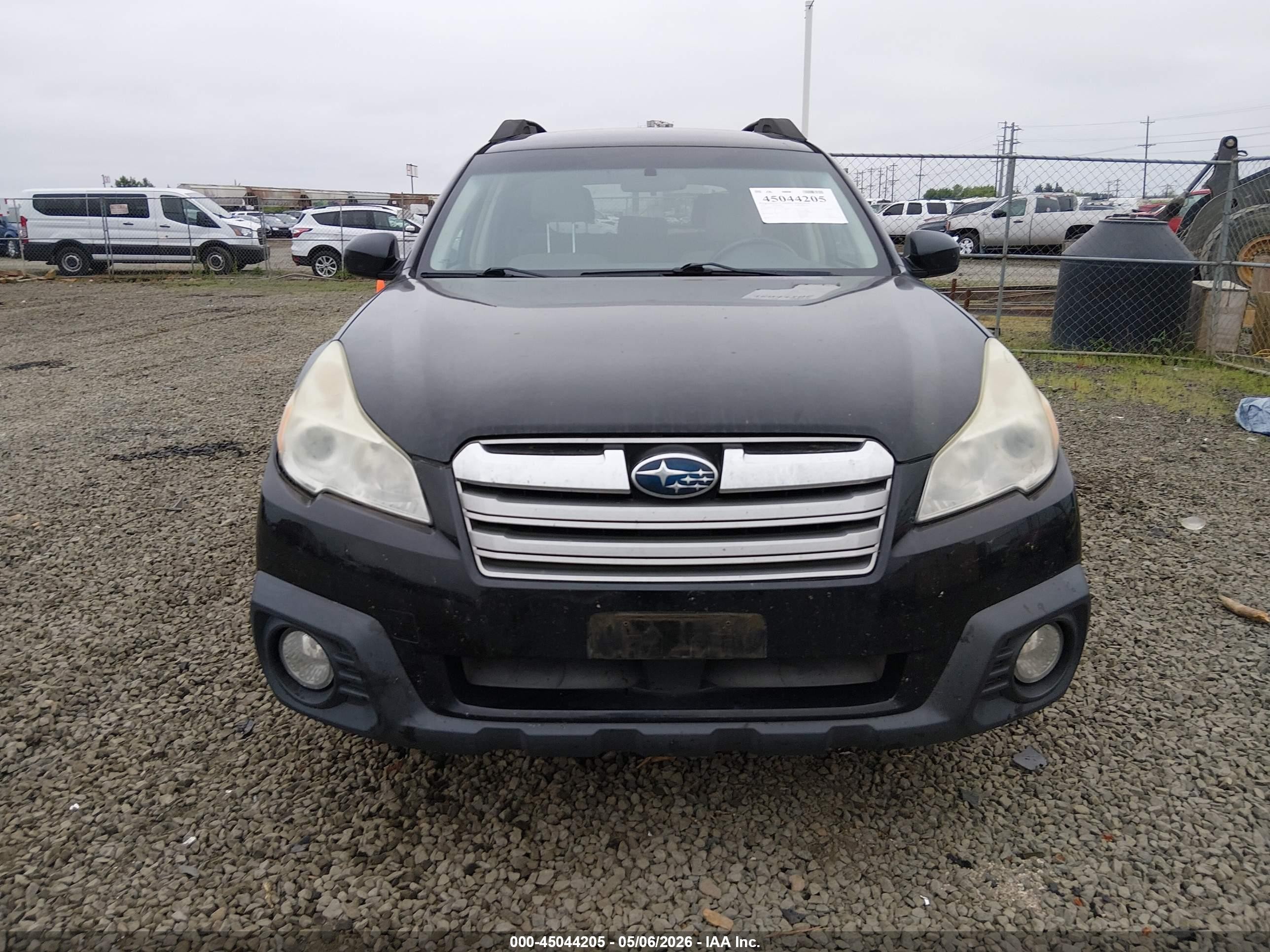 2013 Subaru Outback 2.5i Premium Черный vin: 4S4BRCCC0D3251798