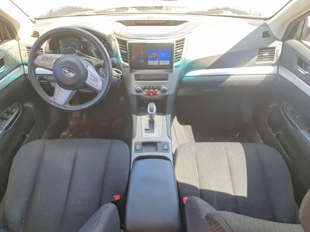 2010 Subaru Outback 2.5i Premium Silver vin: 4S4BRCCC1A3317304