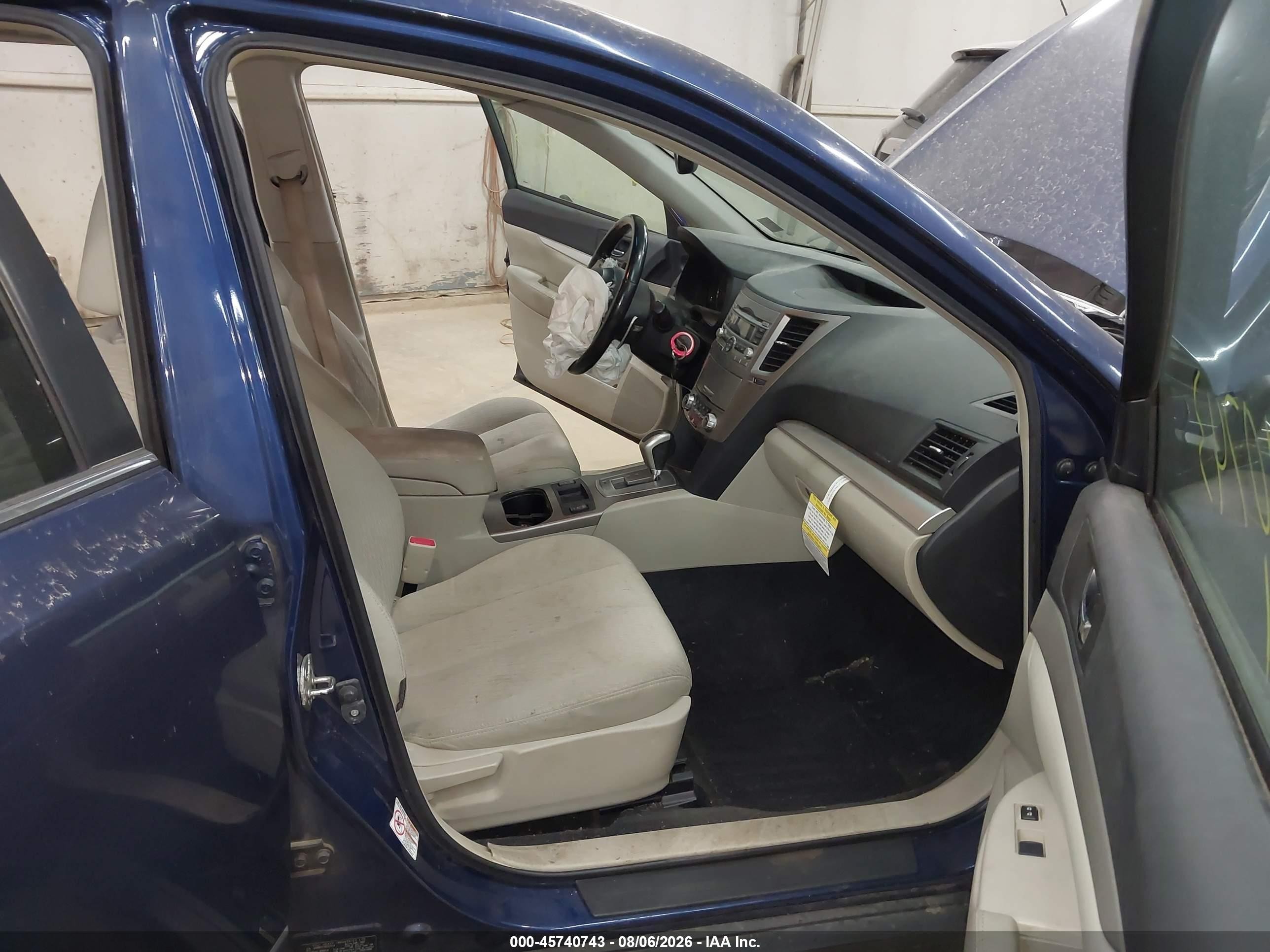 2011 Subaru Outback 2.5i Premium Blue vin: 4S4BRCCC1B3372210