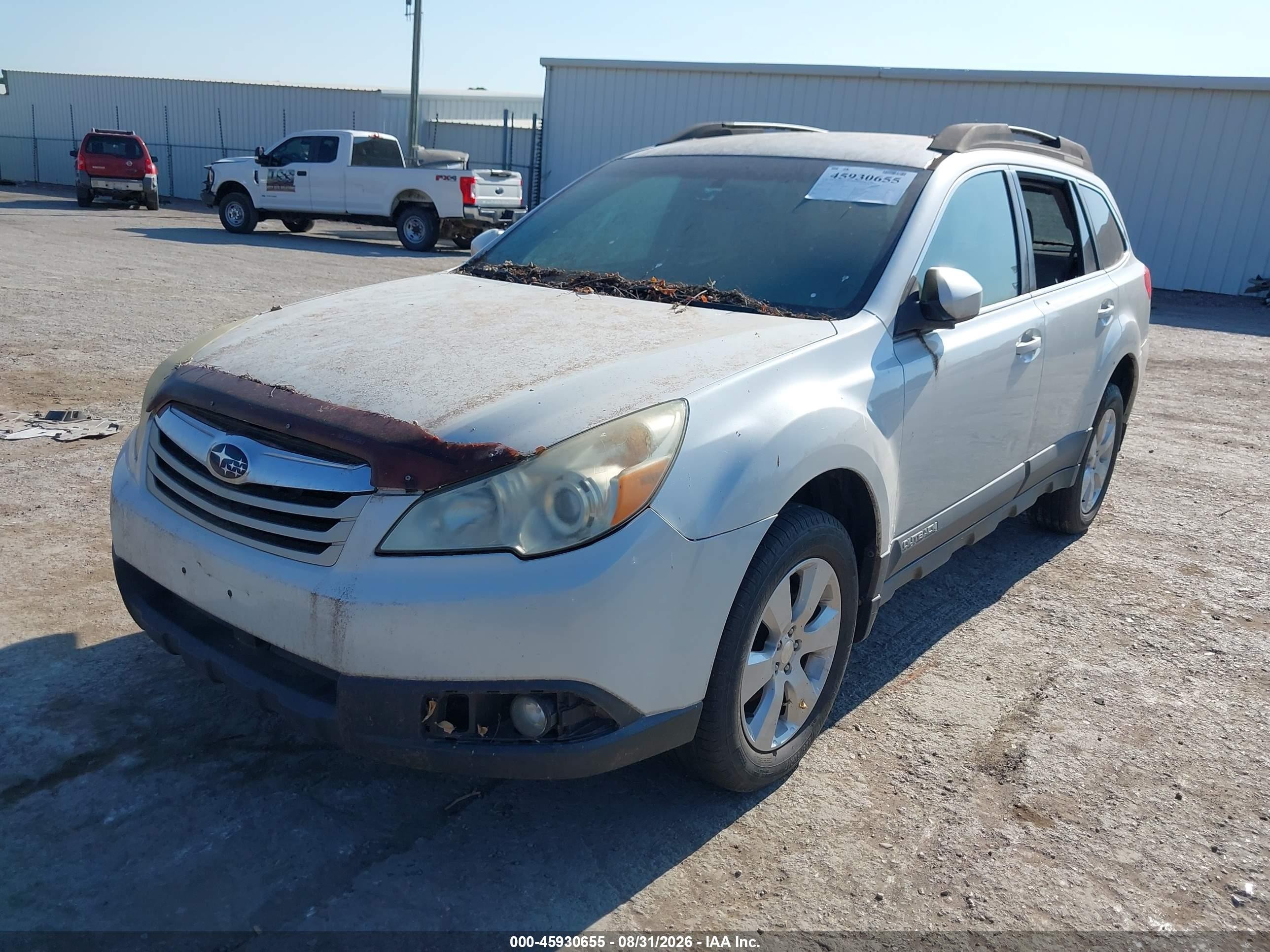 2011 Subaru Outback 2.5i Premium White vin: 4S4BRCCC1B3443454