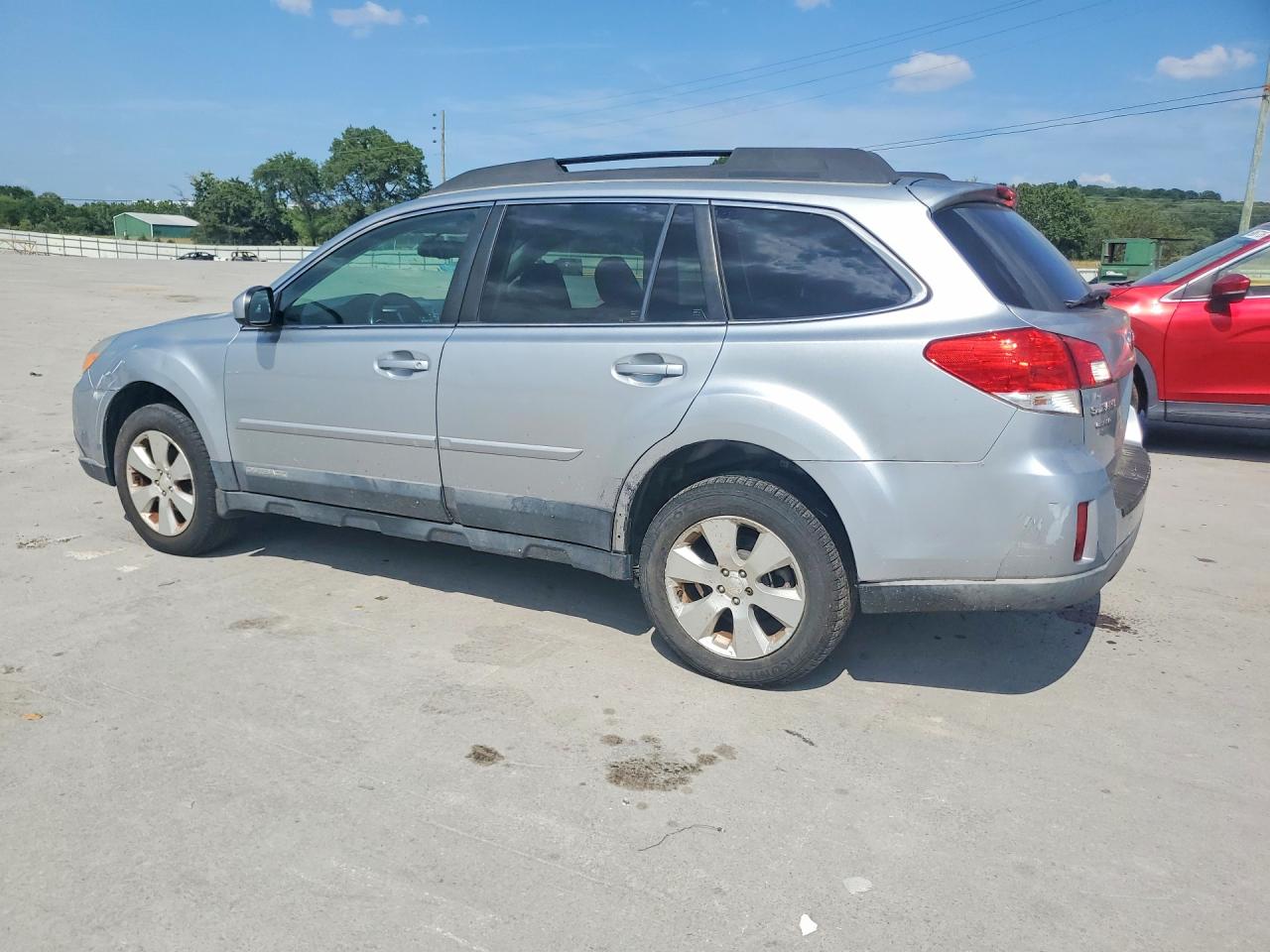 2012 Subaru Outback 2.5i Premium Silver vin: 4S4BRCCC1C3210451