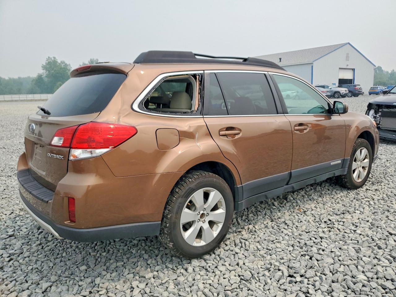 2012 Subaru Outback 2.5i Premium Желто-коричневый vin: 4S4BRCCC1C3221417