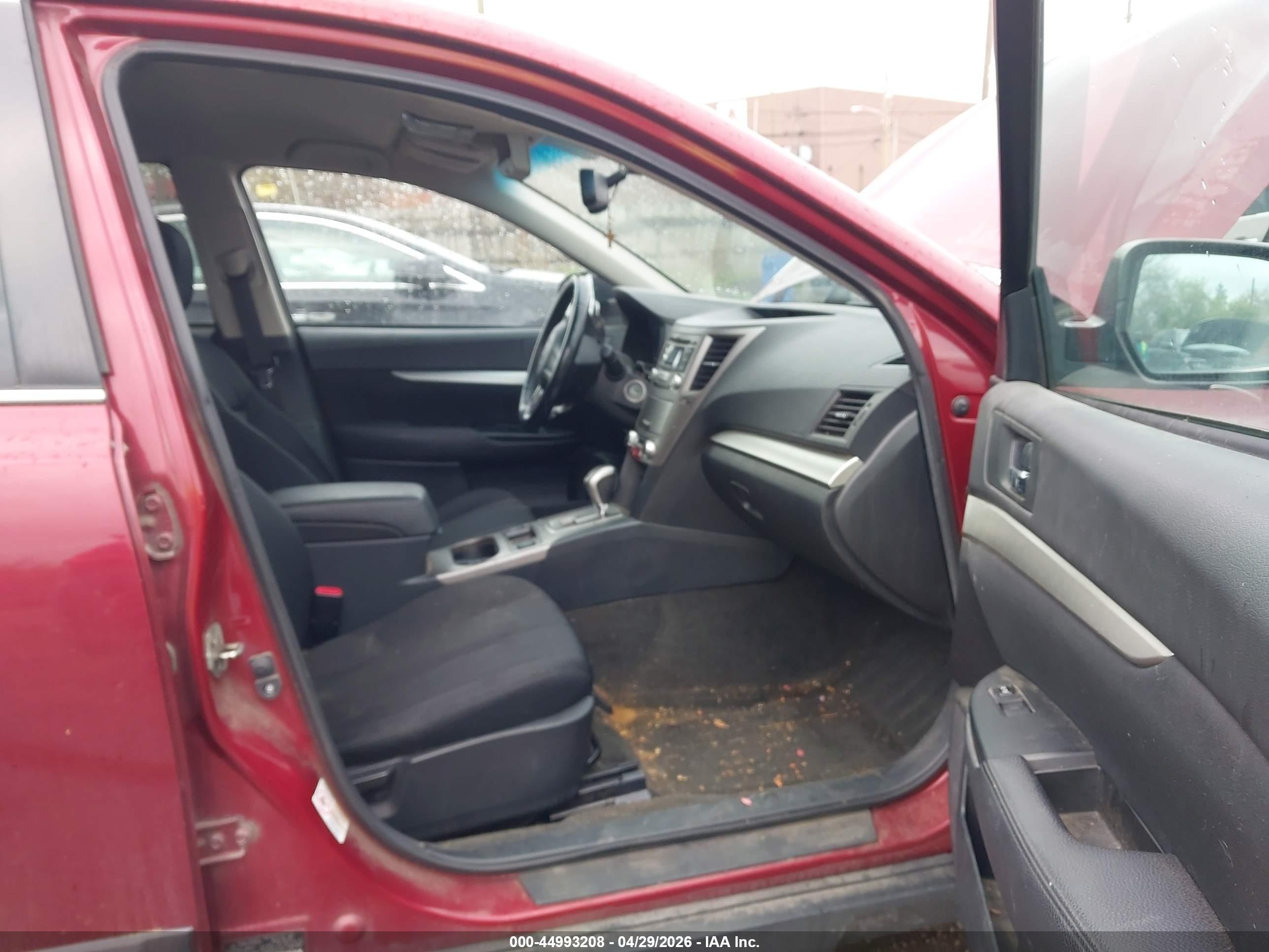 2012 Subaru Outback 2.5i Premium Red vin: 4S4BRCCC1C3240176