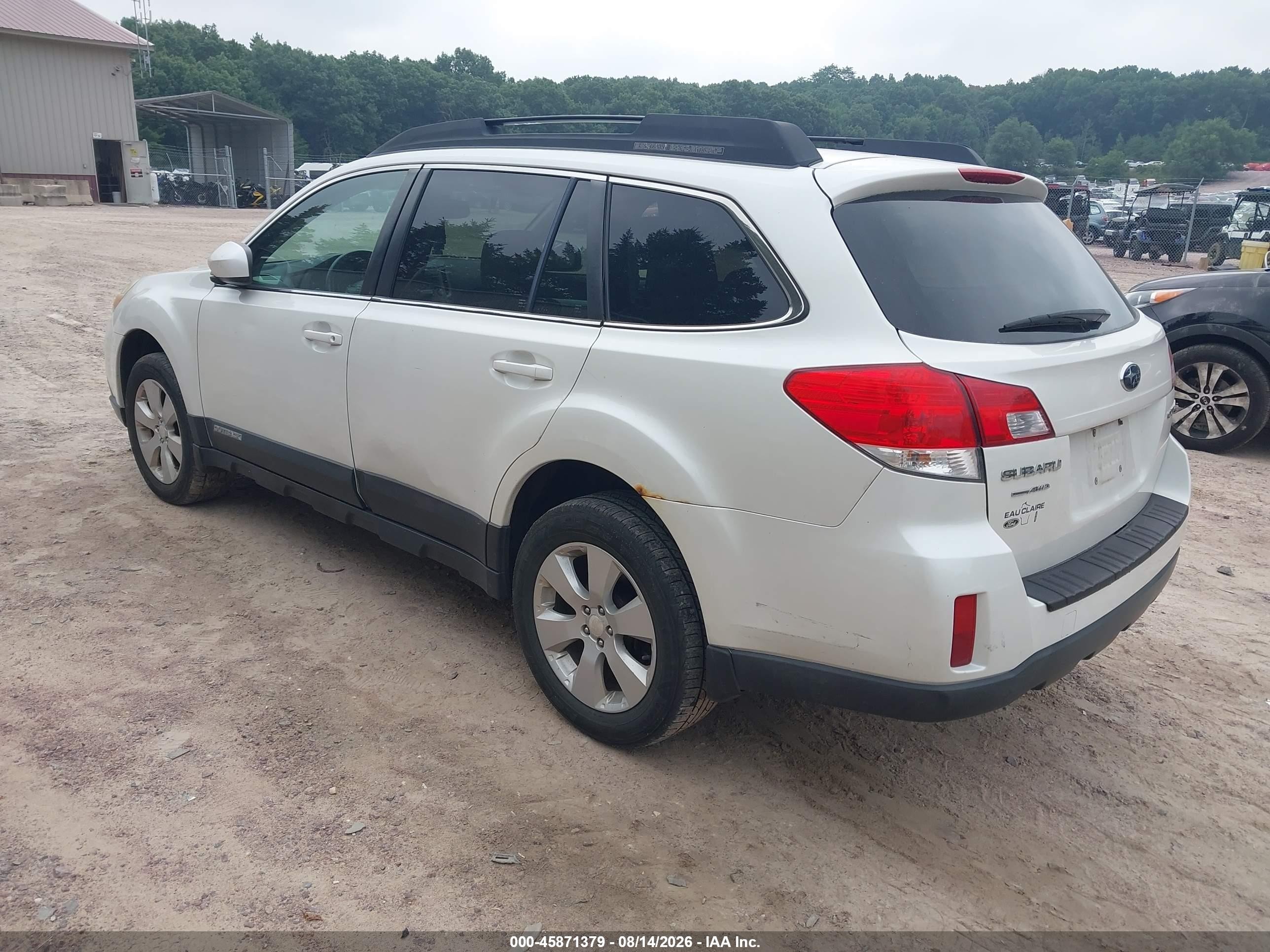 2012 Subaru Outback 2.5i Premium White vin: 4S4BRCCC1C3264249