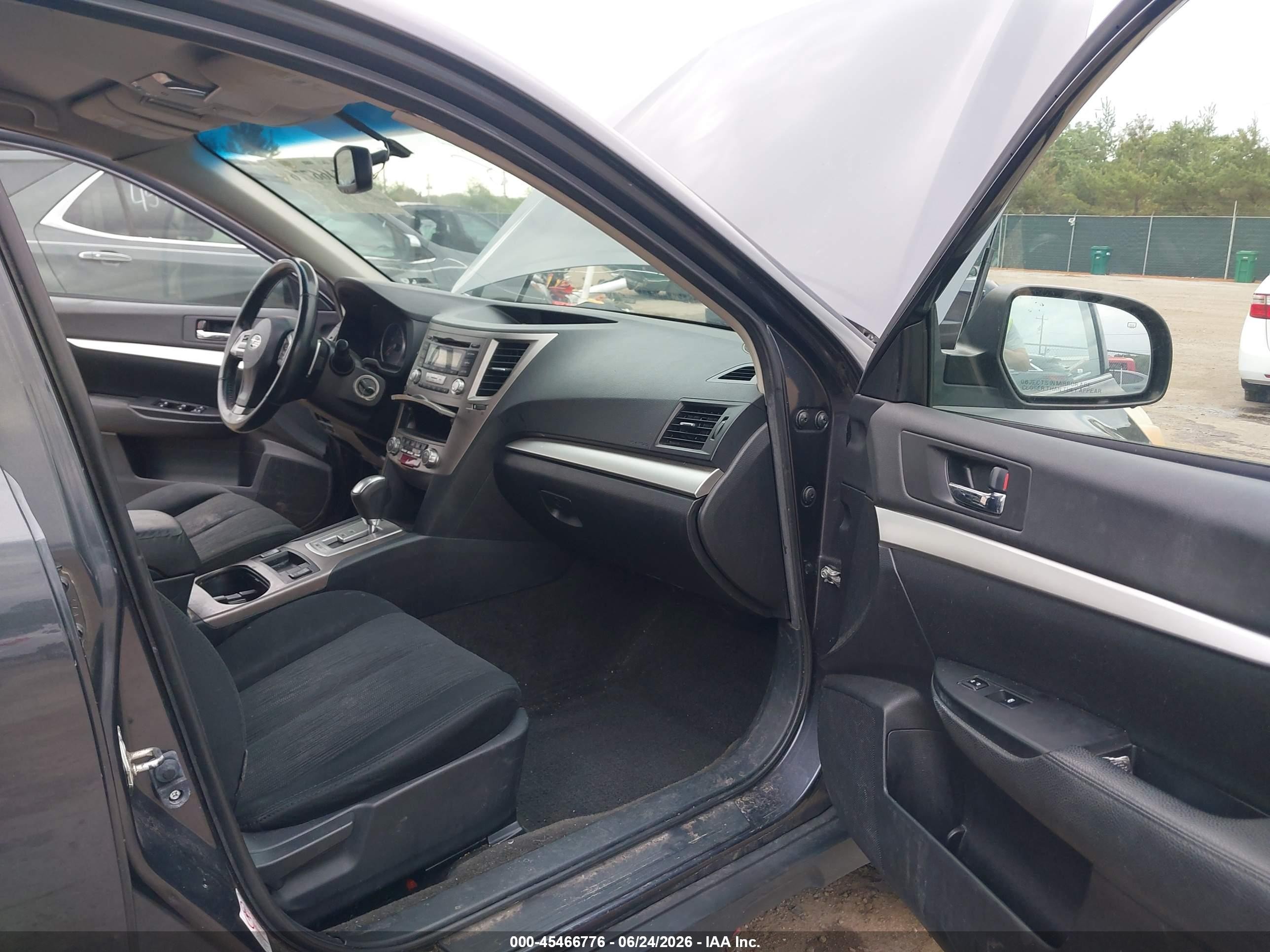 2013 Subaru Outback 2.5i Premium Gray vin: 4S4BRCCC1D3229342