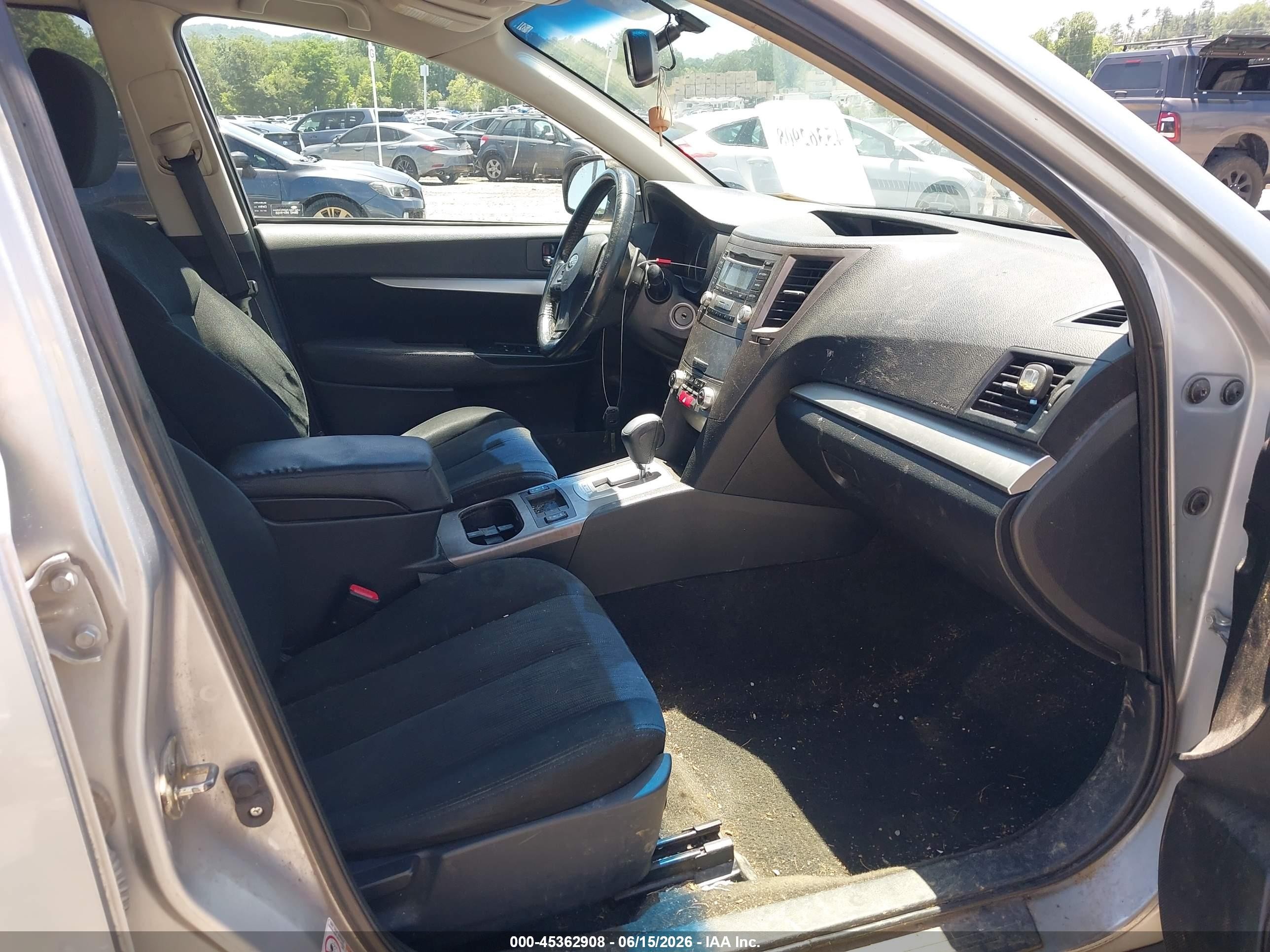 2013 Subaru Outback 2.5i Premium Blue vin: 4S4BRCCC1D3233990