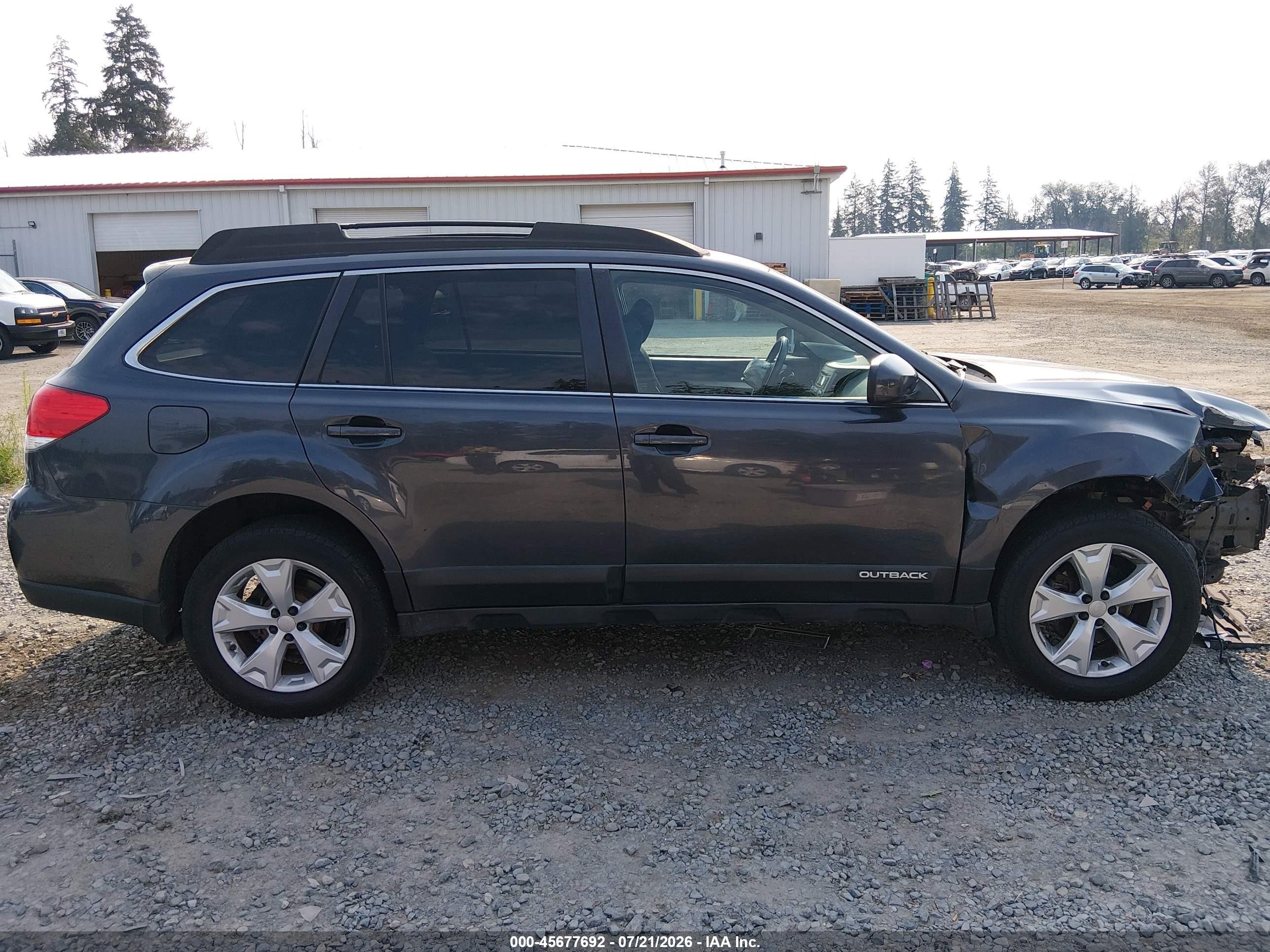 2013 Subaru Outback 2.5i Premium Gray vin: 4S4BRCCC1D3290657