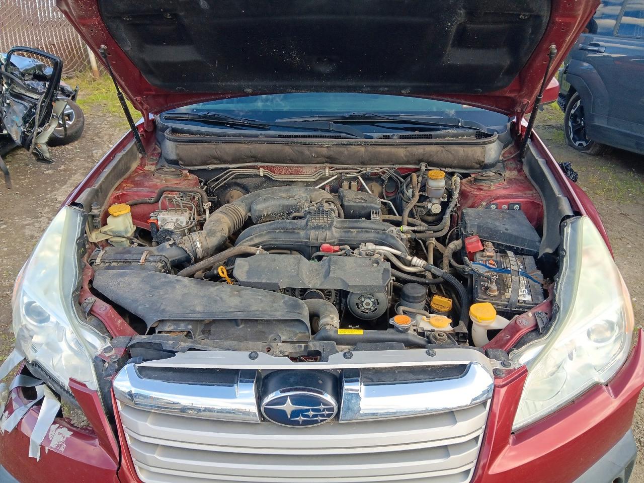 2013 Subaru Outback 2.5i Premium Красный vin: 4S4BRCCC1D3318246