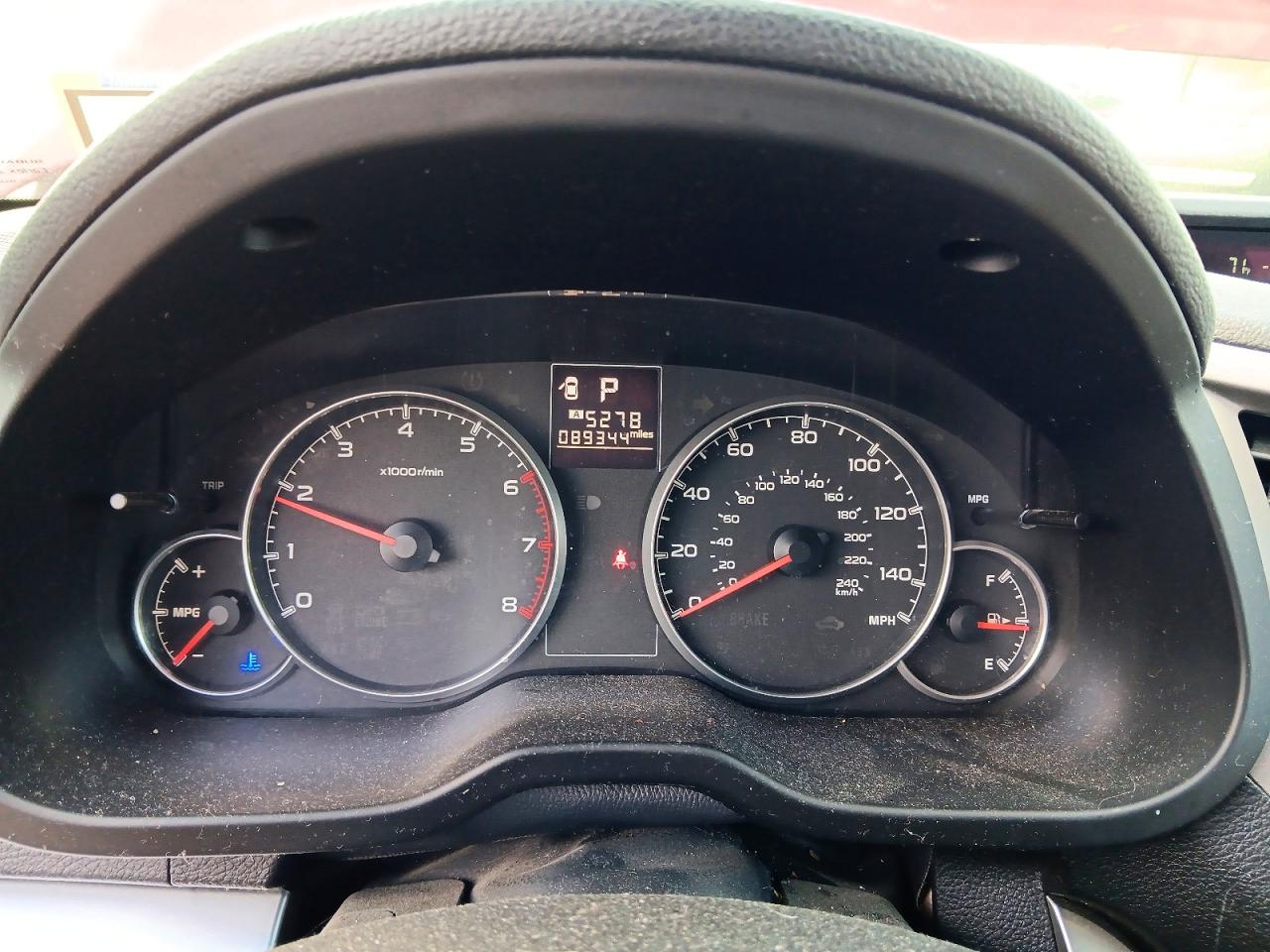 2013 Subaru Outback 2.5i Premium Красный vin: 4S4BRCCC1D3318246
