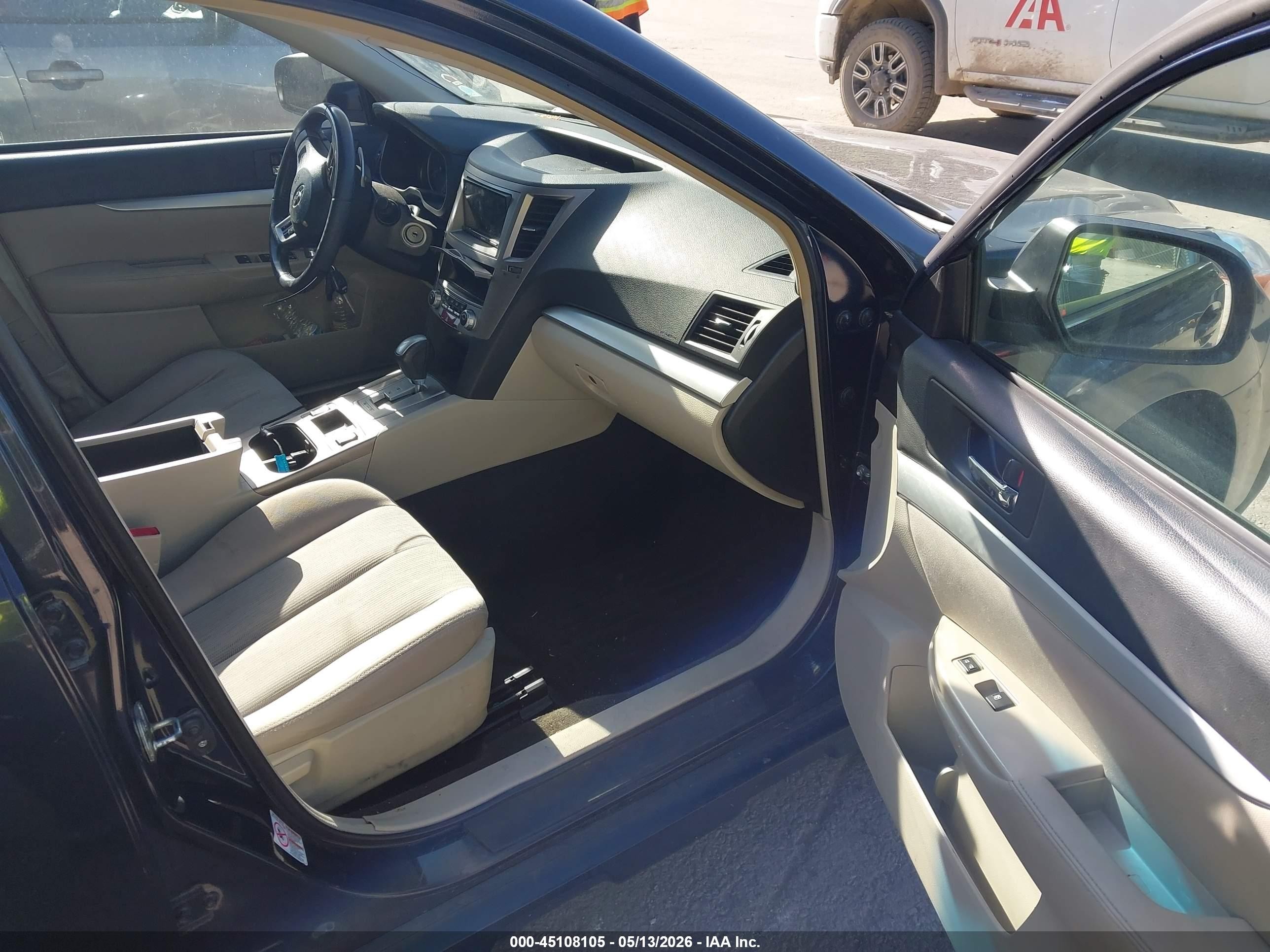 2014 Subaru Outback 2.5i Premium Blue vin: 4S4BRCCC1E3200876