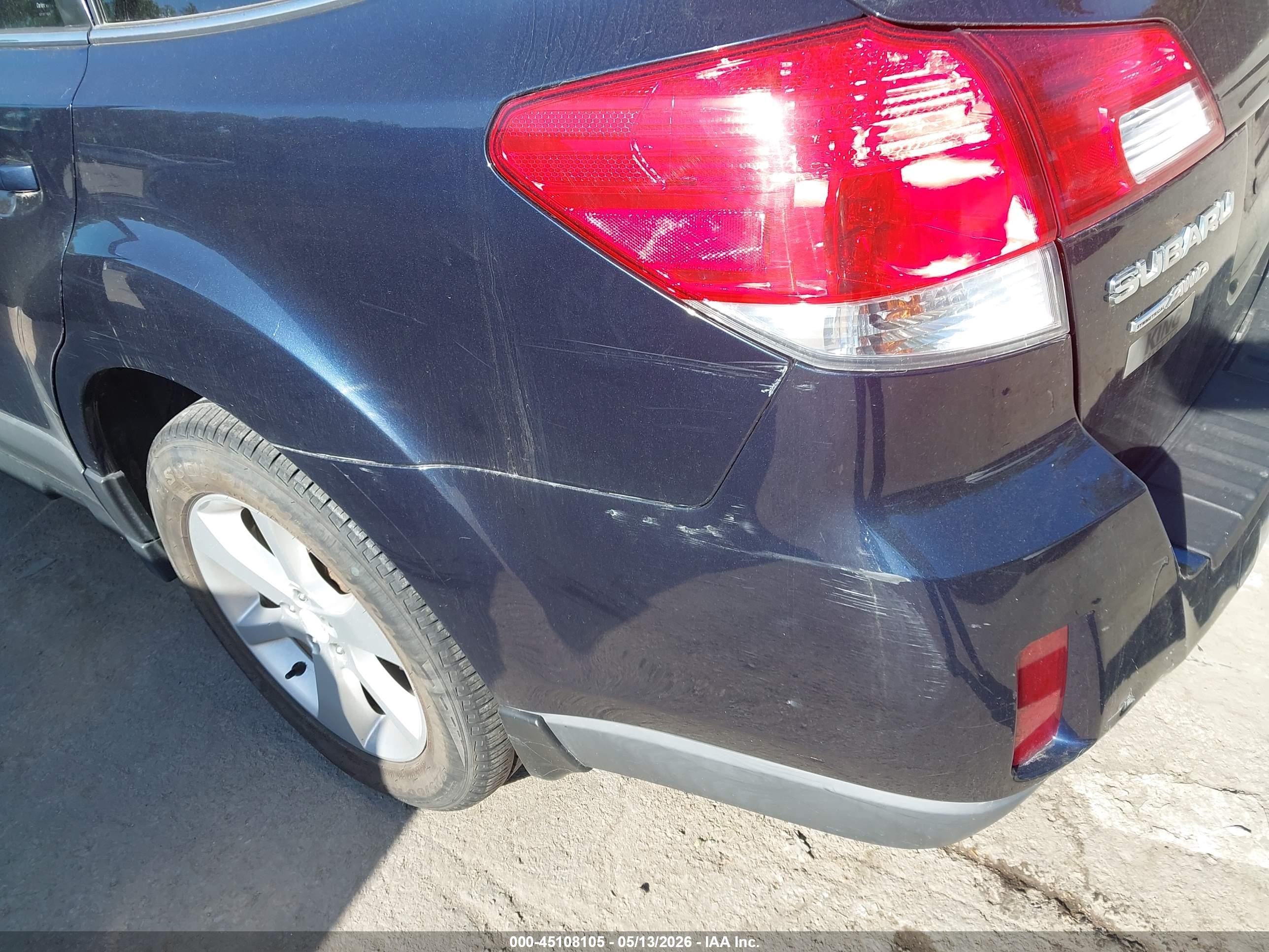 2014 Subaru Outback 2.5i Premium Blue vin: 4S4BRCCC1E3200876