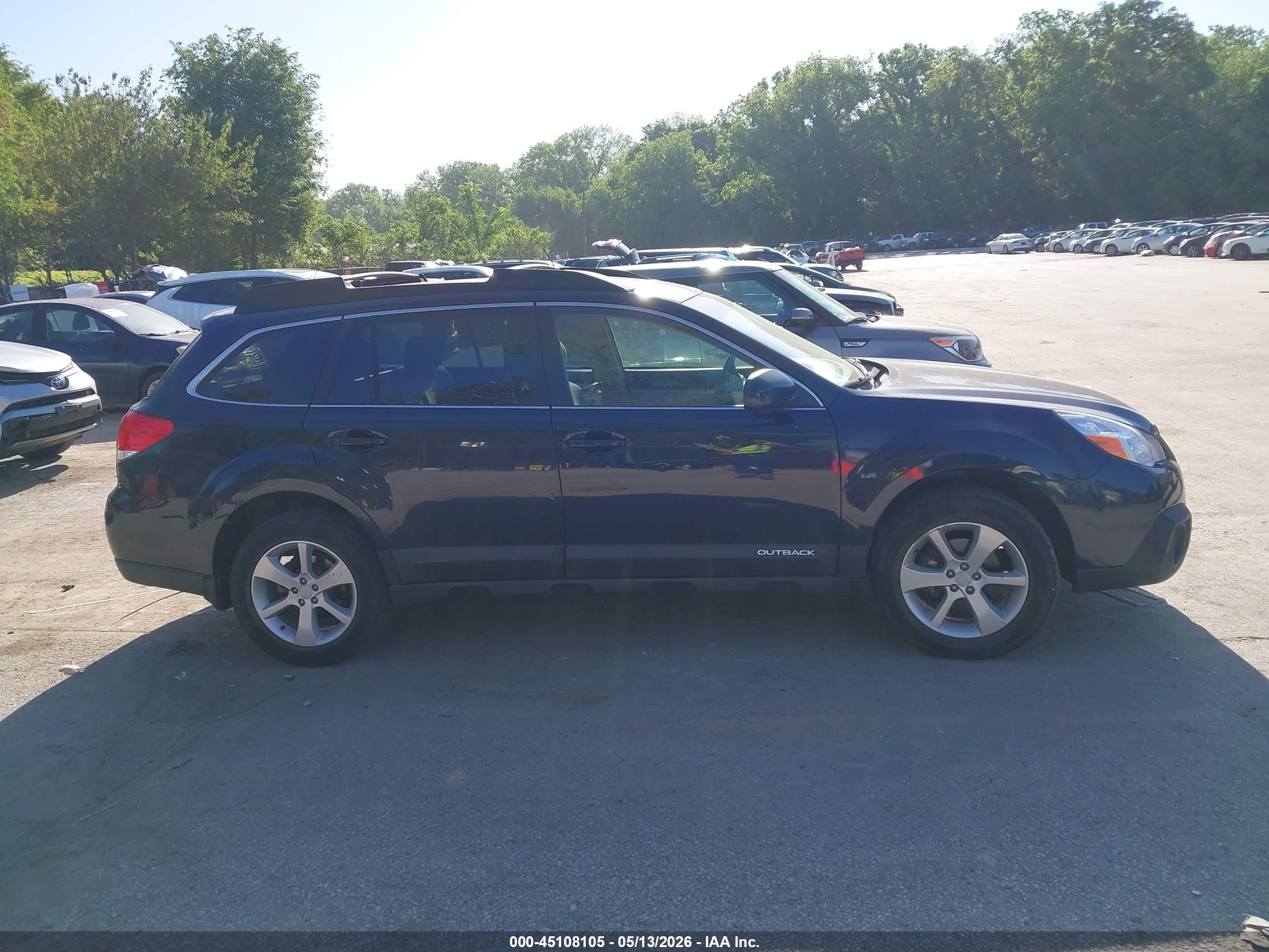 2014 Subaru Outback 2.5i Premium Blue vin: 4S4BRCCC1E3200876
