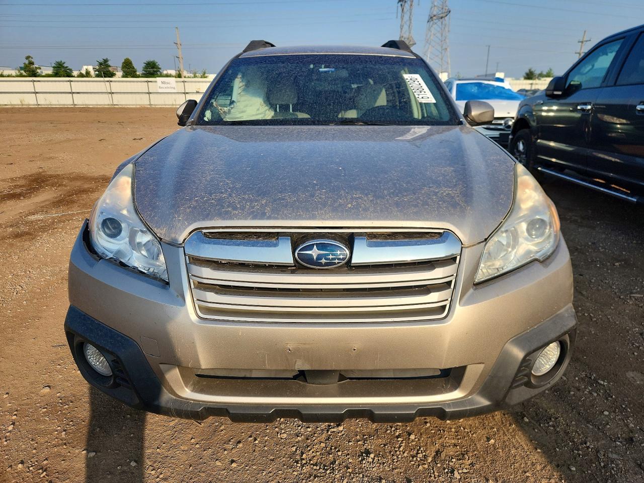 2014 Subaru Outback 2.5i Premium Gray vin: 4S4BRCCC1E3217872