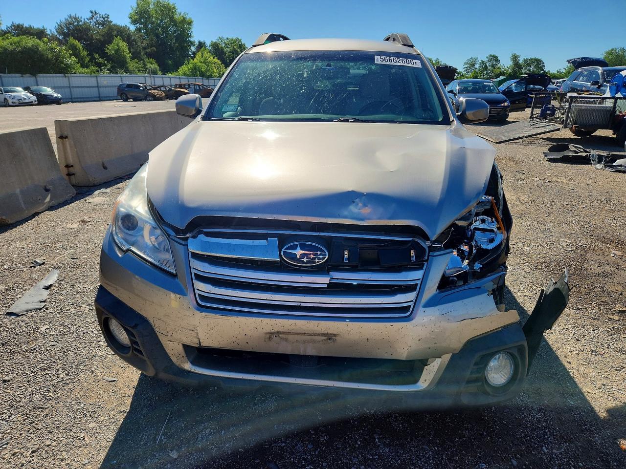 2014 Subaru Outback 2.5i Premium Gray vin: 4S4BRCCC1E3233022