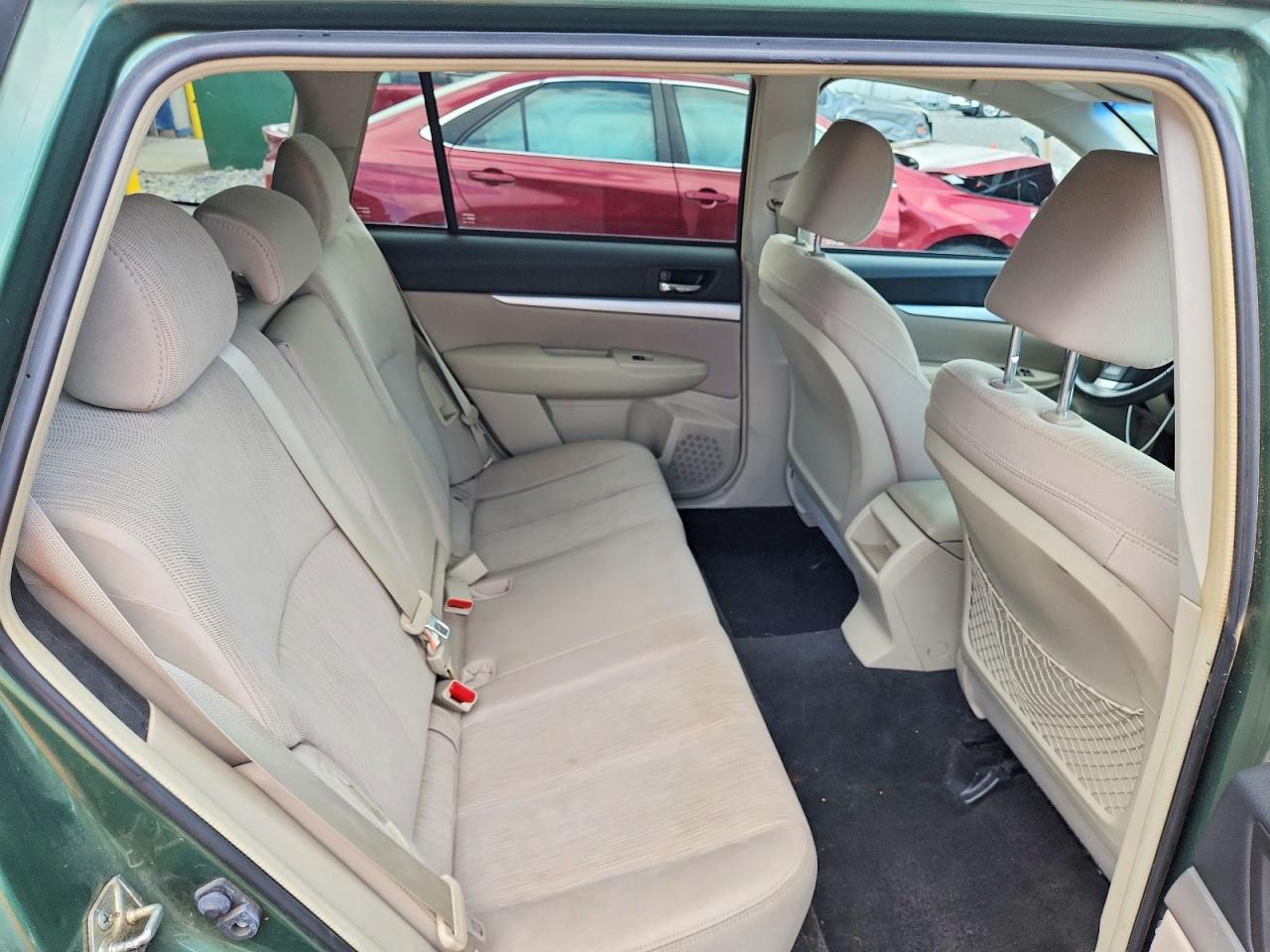 2014 Subaru Outback 2.5i Premium Green vin: 4S4BRCCC1E3246675